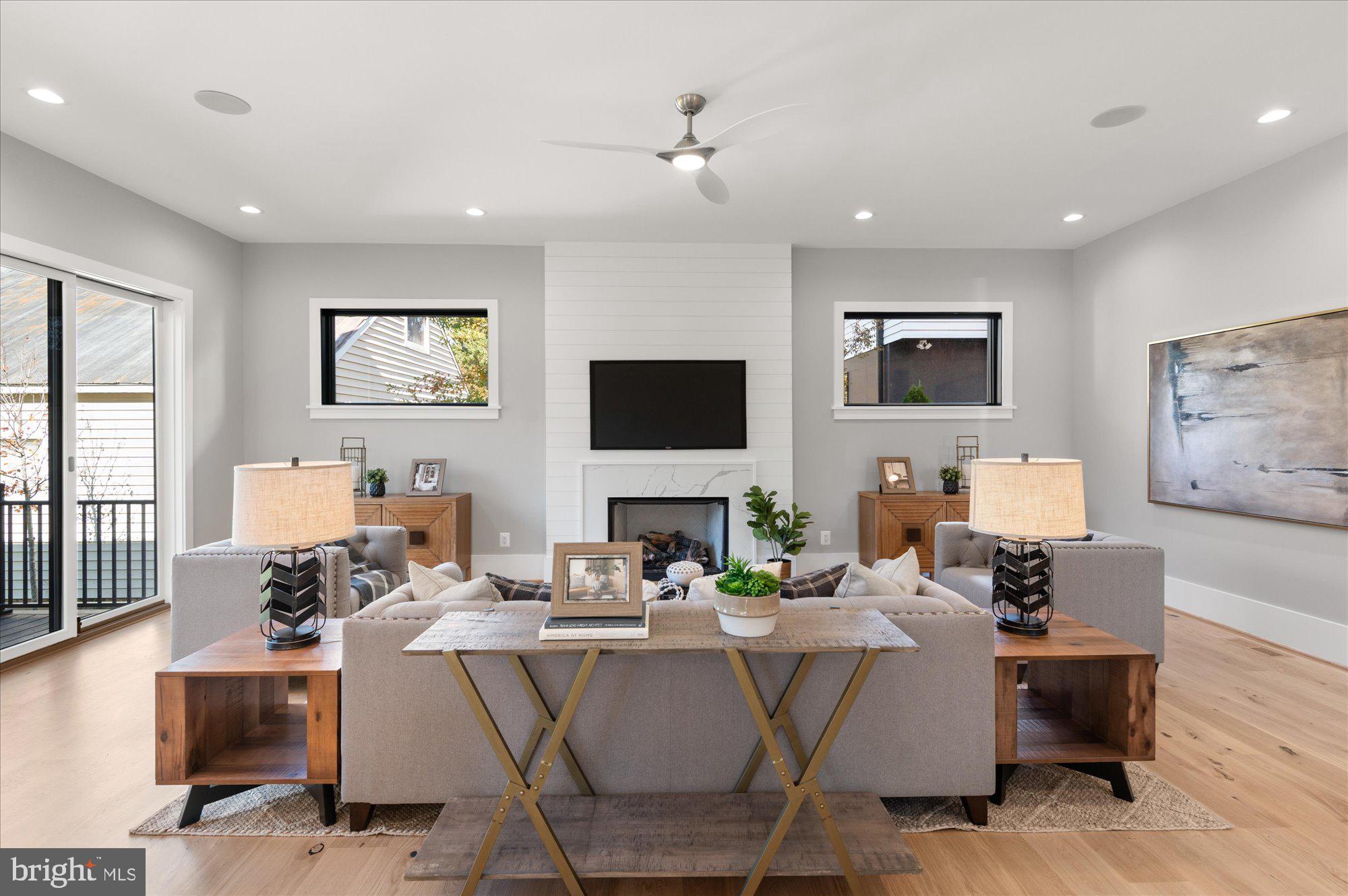 LYON PARK - Residential