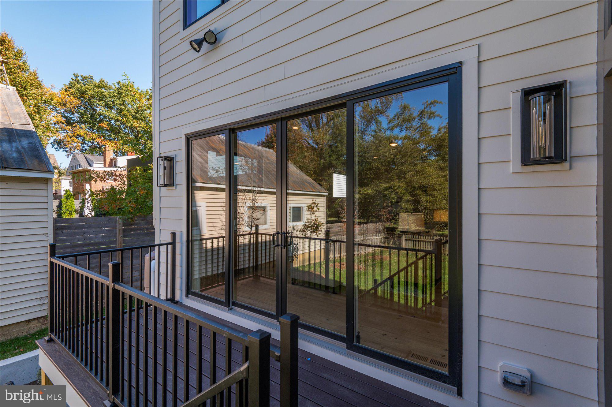 LYON PARK - Residential