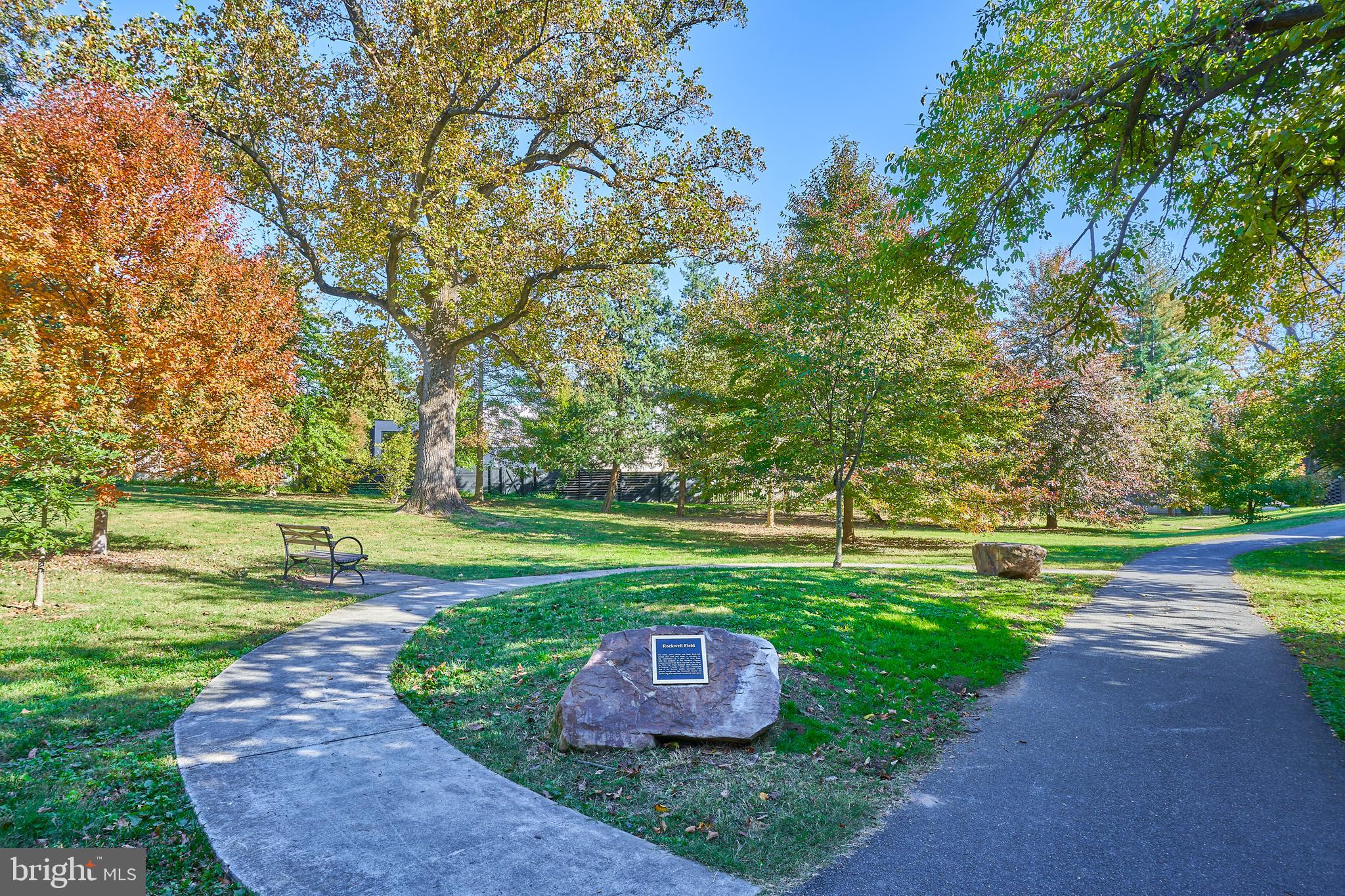 LYON PARK - Residential