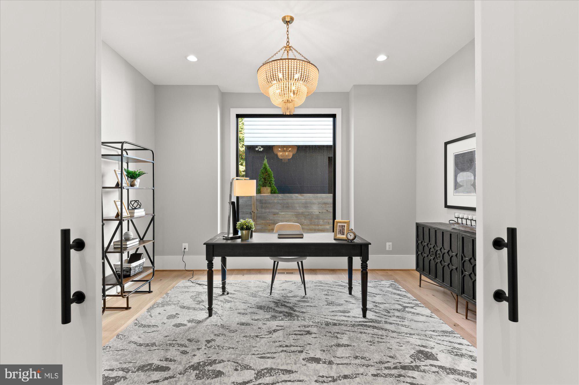 LYON PARK - Residential