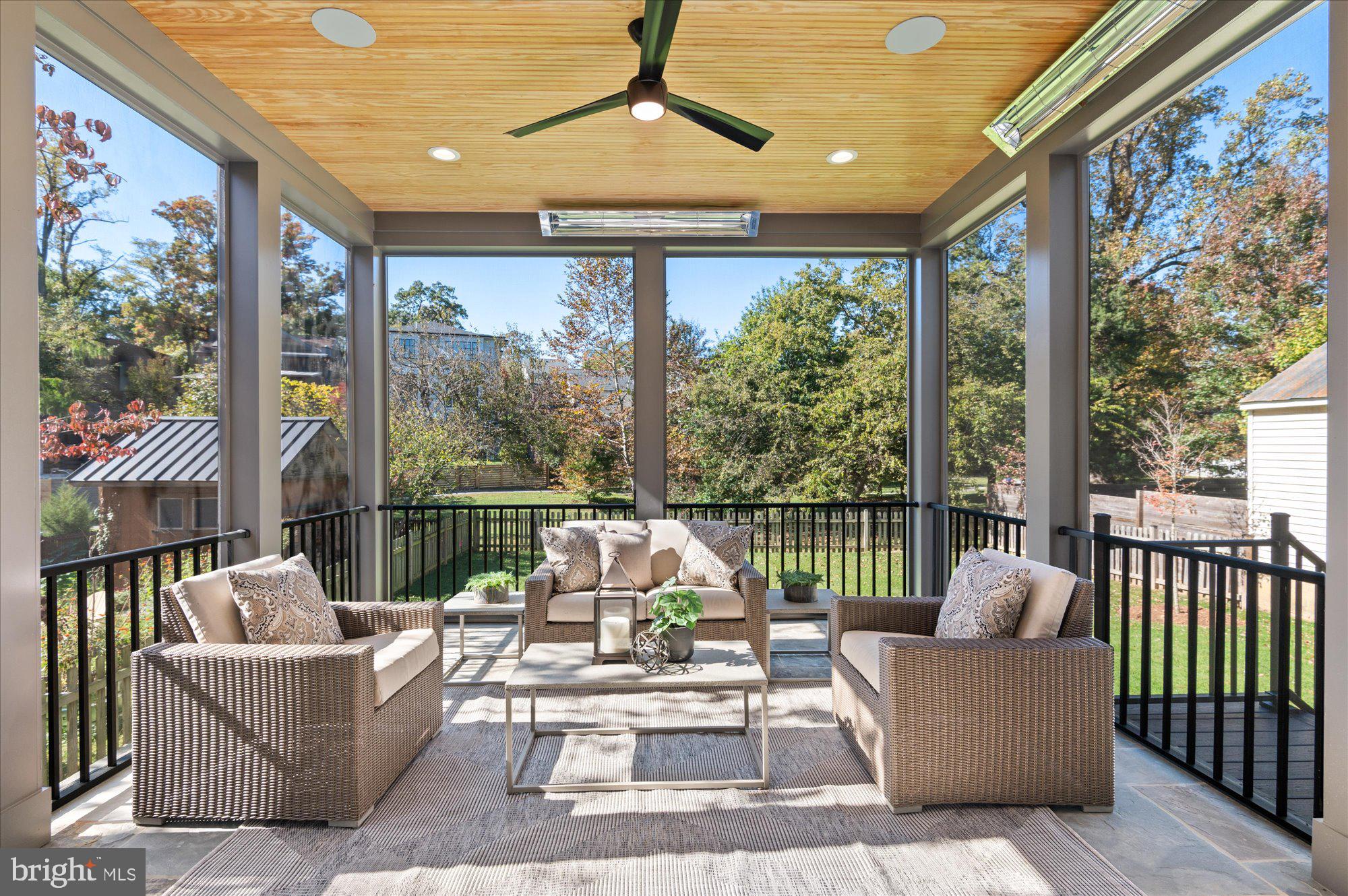 LYON PARK - Residential