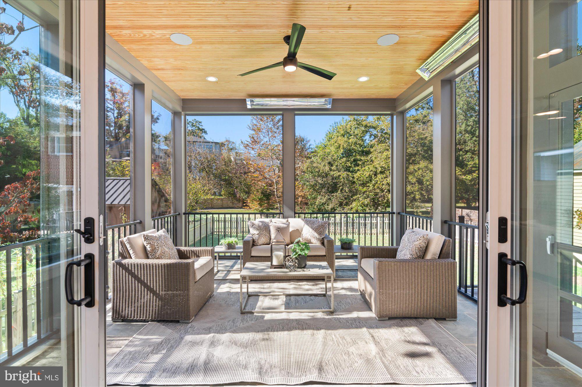 LYON PARK - Residential