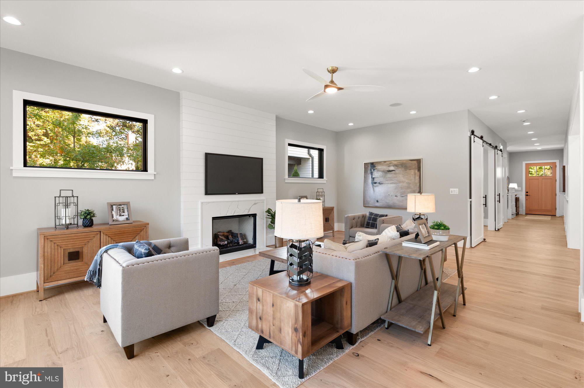 LYON PARK - Residential