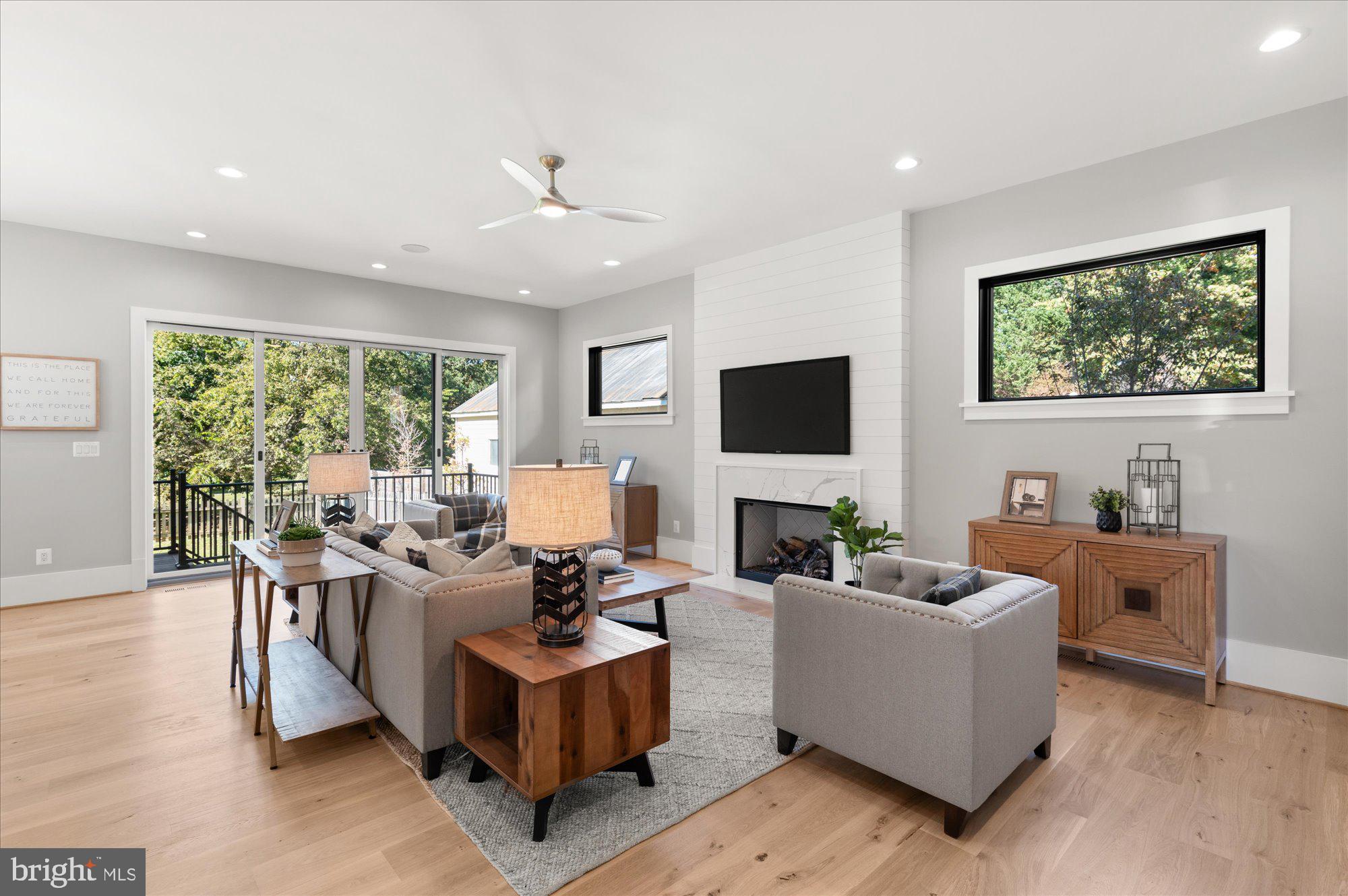 LYON PARK - Residential