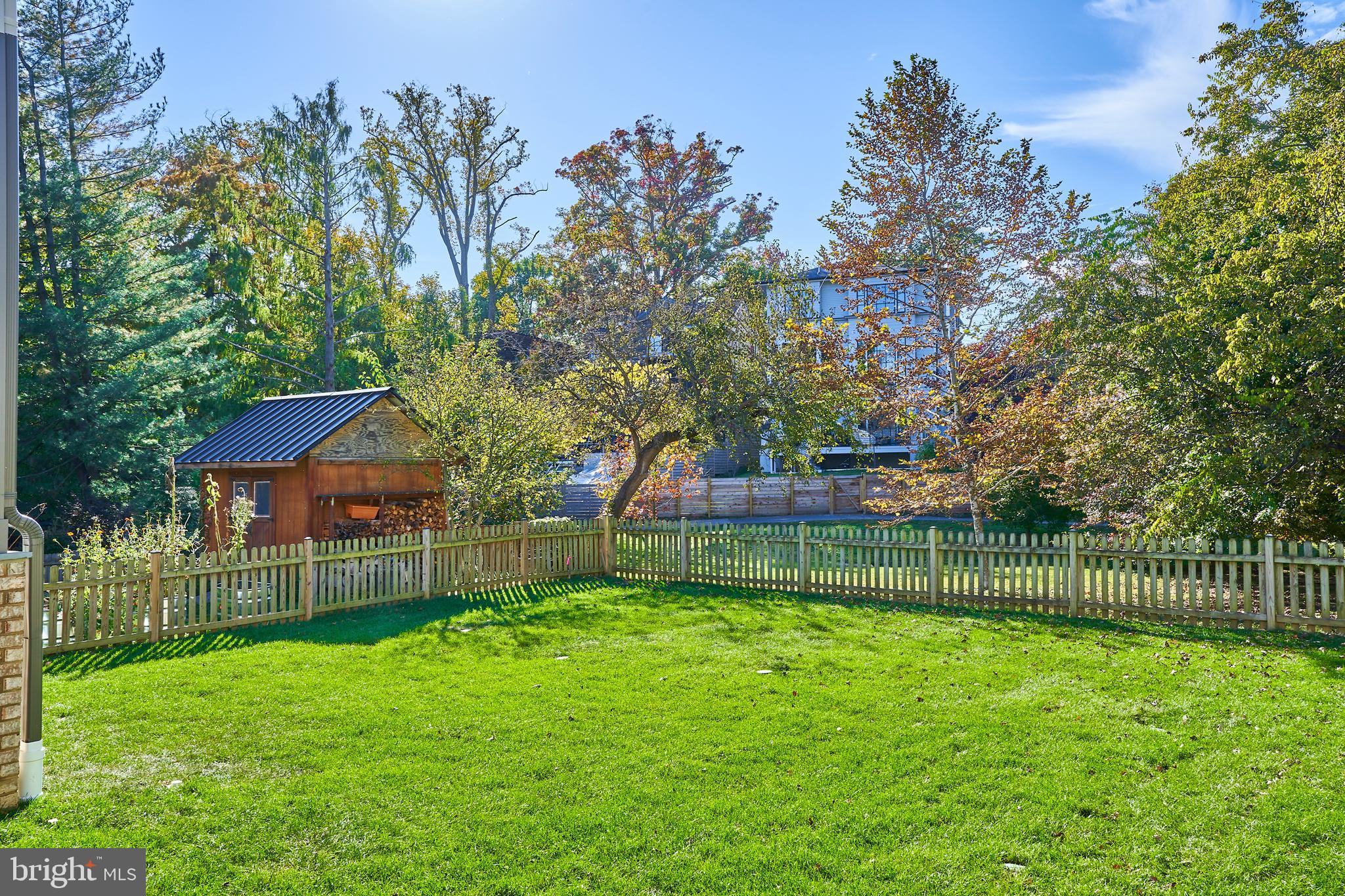 LYON PARK - Residential