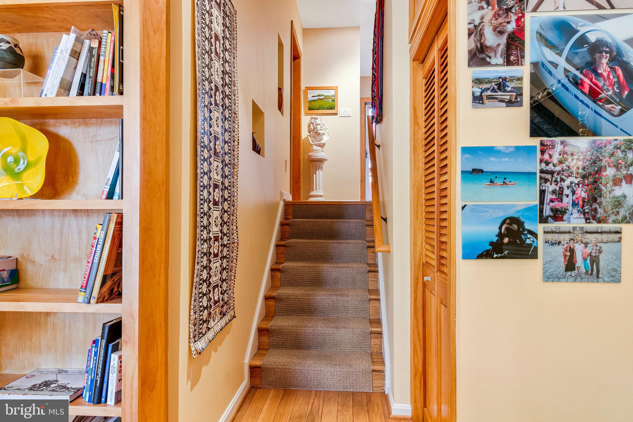 ADAMS COURT - Residential