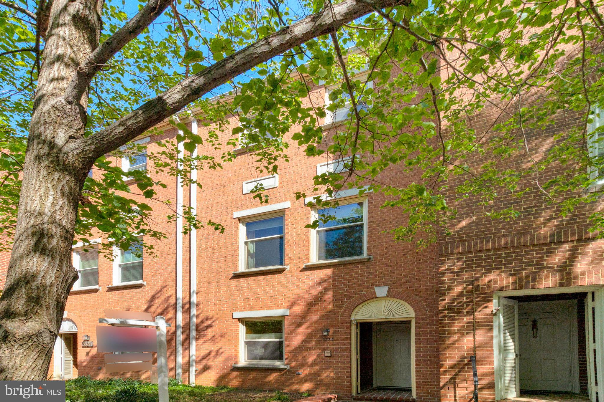 2325 9TH STREET S