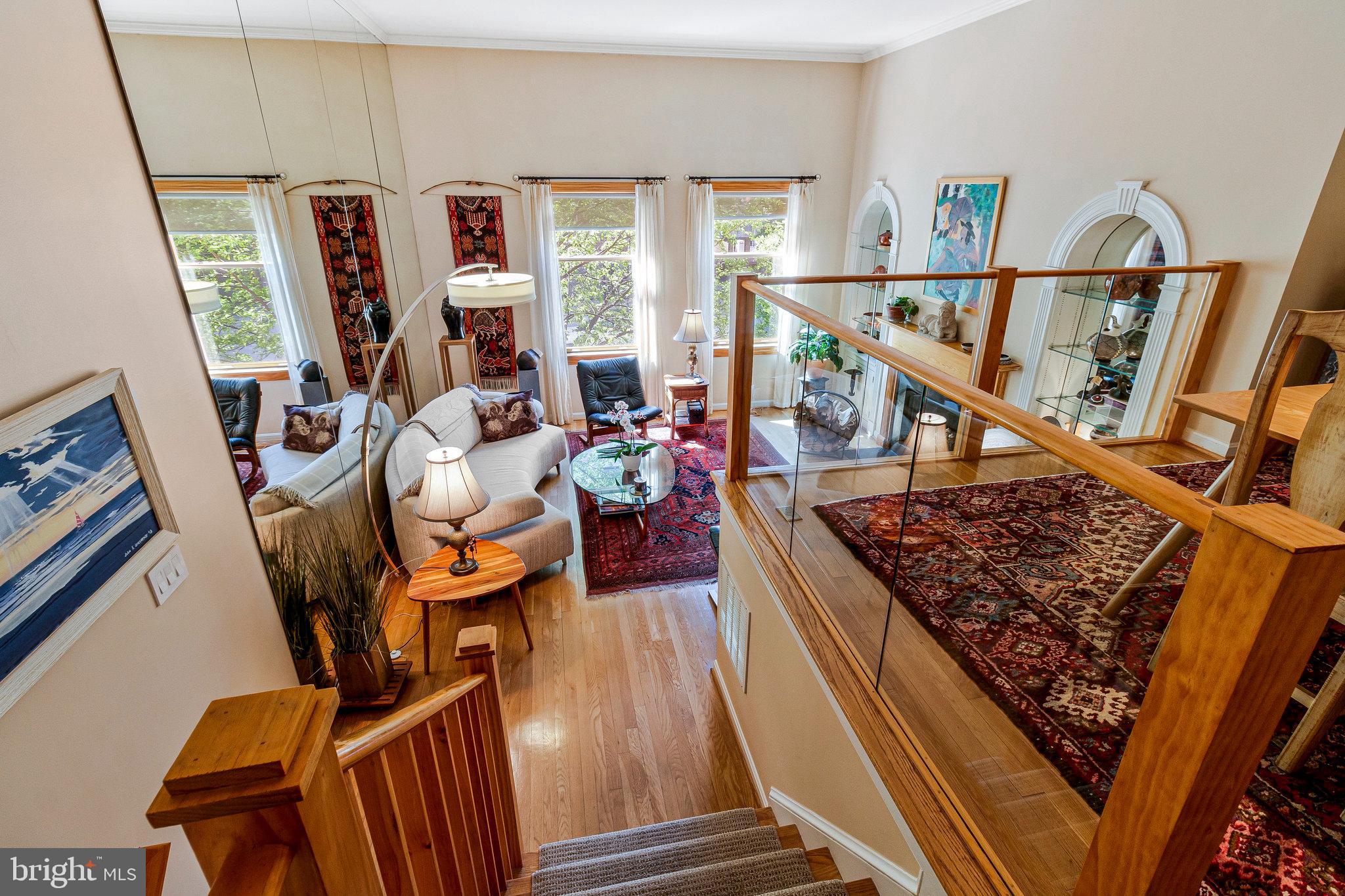 ADAMS COURT - Residential