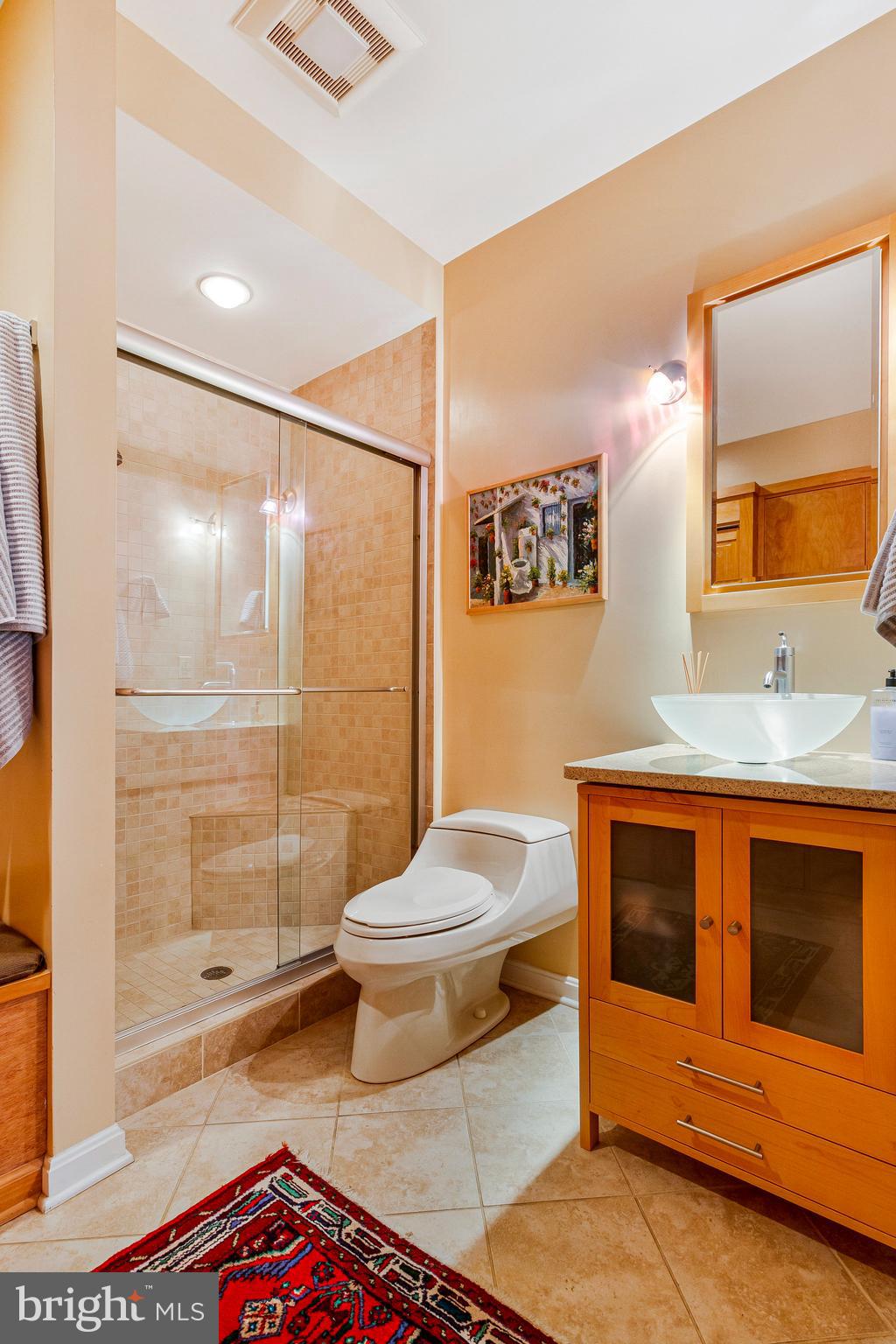 ADAMS COURT - Residential