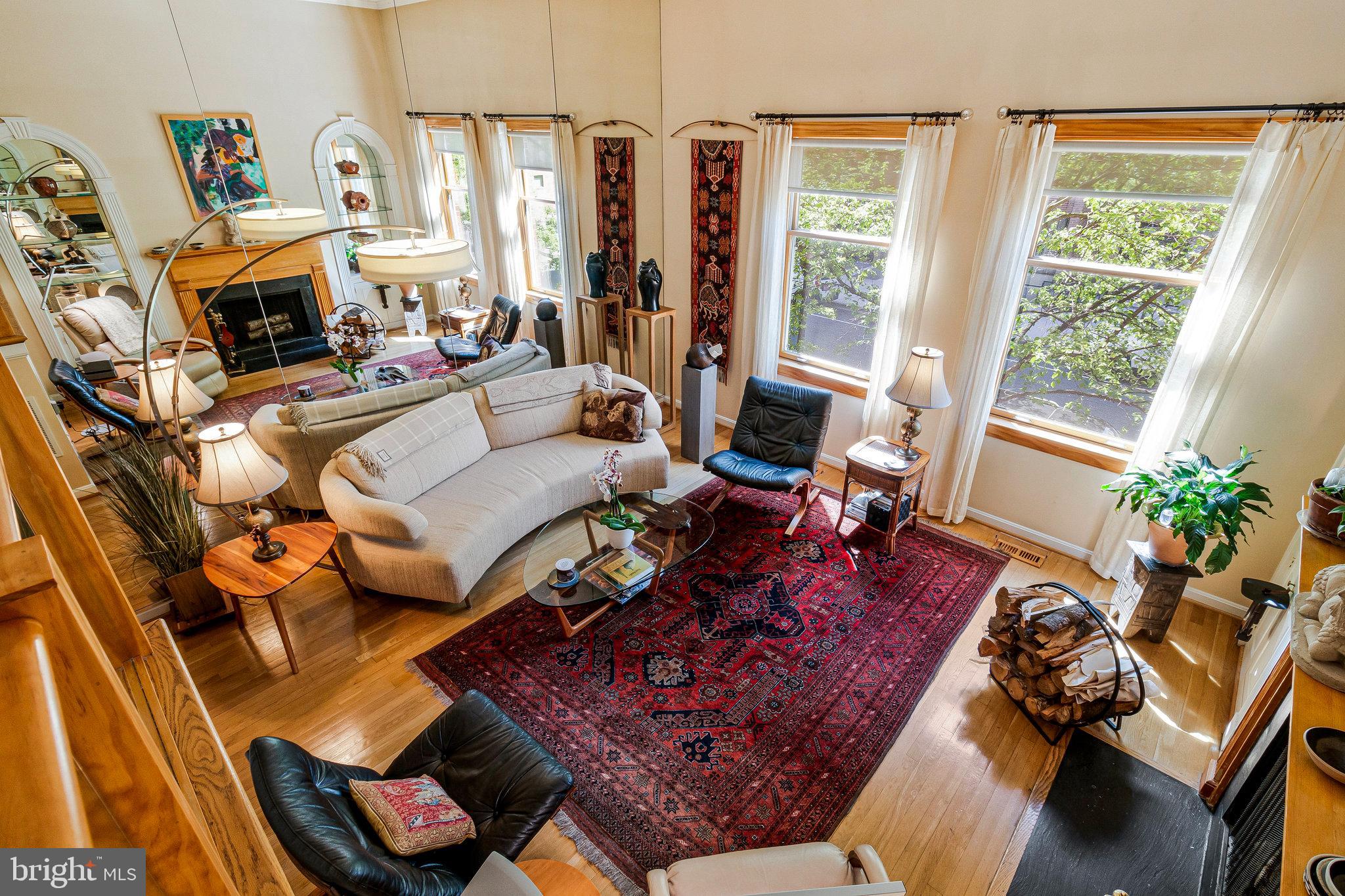 ADAMS COURT - Residential