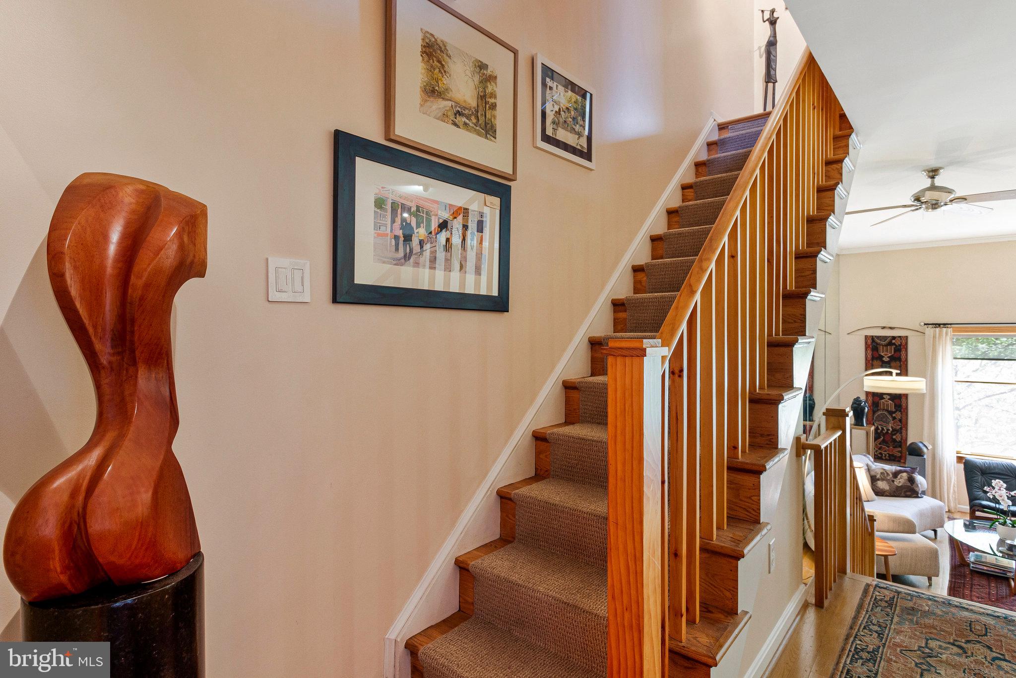 ADAMS COURT - Residential