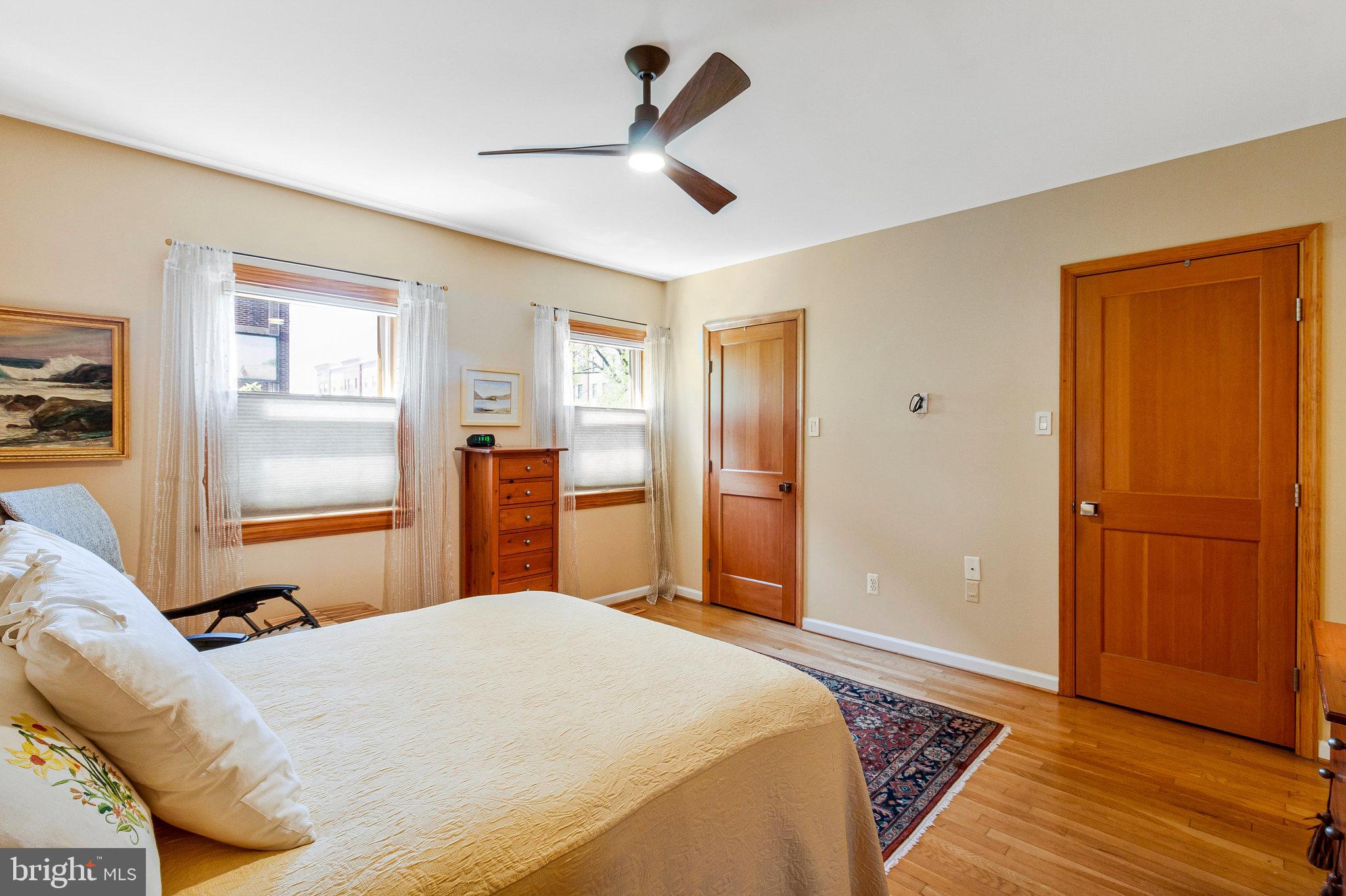 ADAMS COURT - Residential