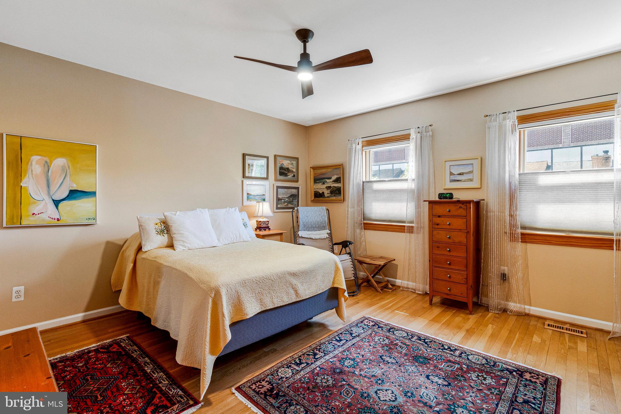 ADAMS COURT - Residential