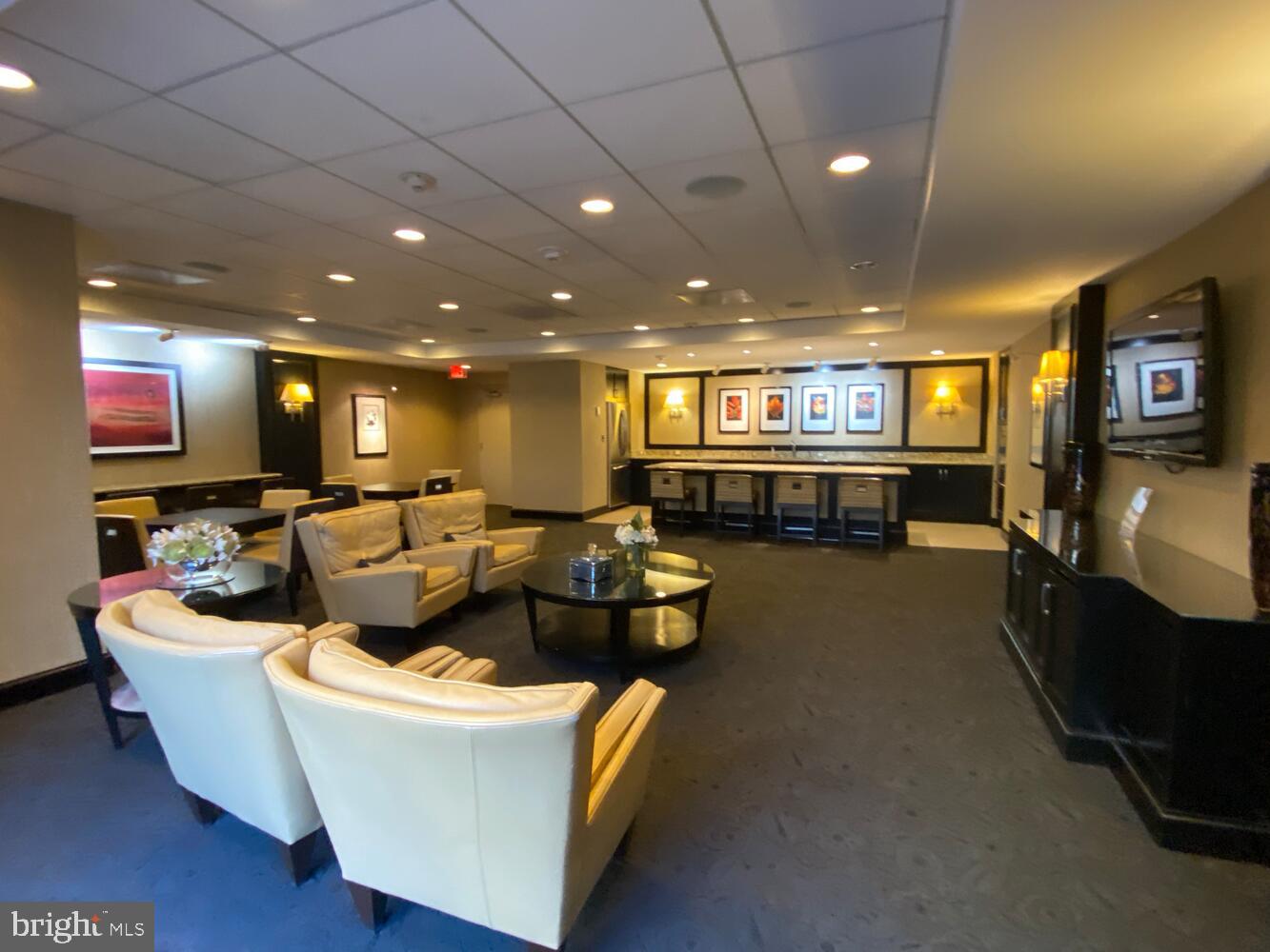 FRIENDSHIP HEIGHTS - Residential