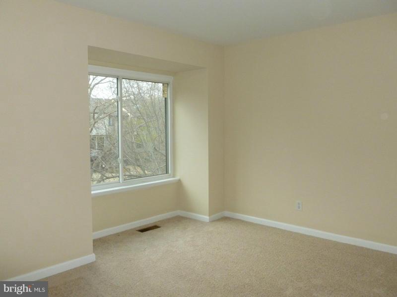 THE WESTERLIES - Residential Lease