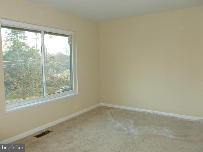 THE WESTERLIES - Residential Lease