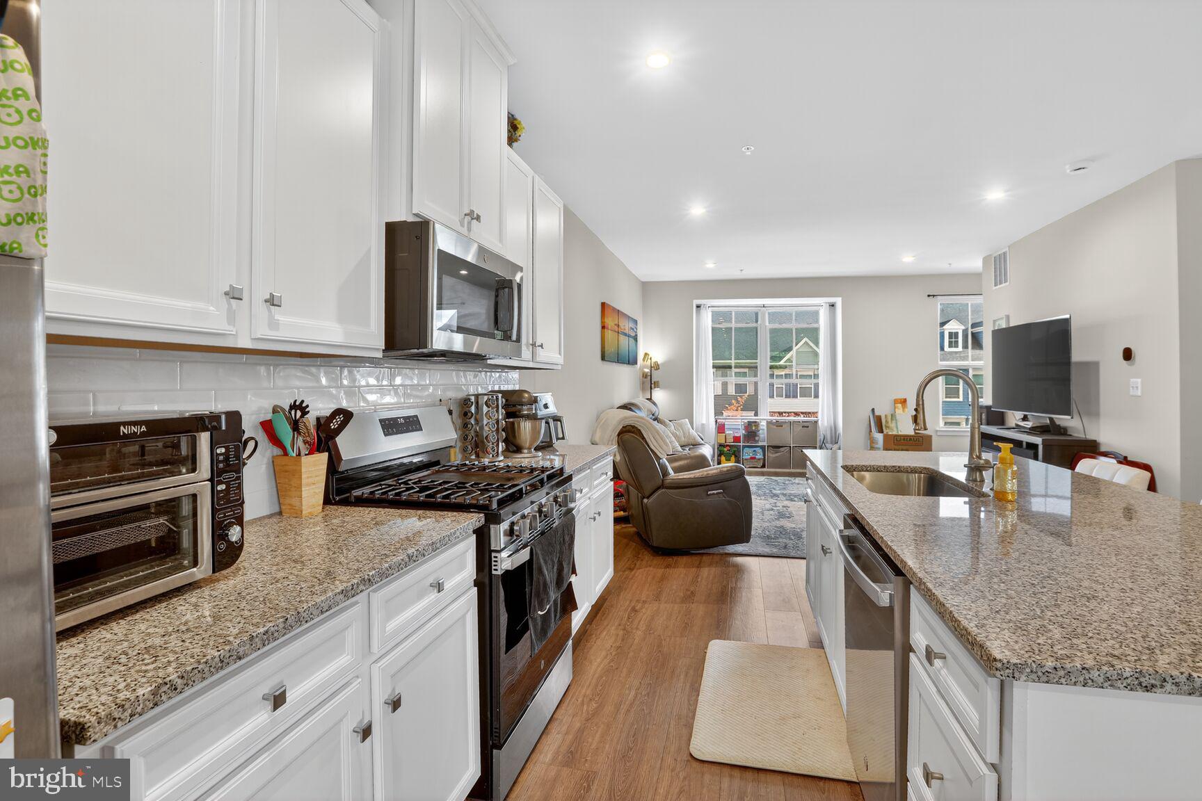 CEDAR HILL - Residential
