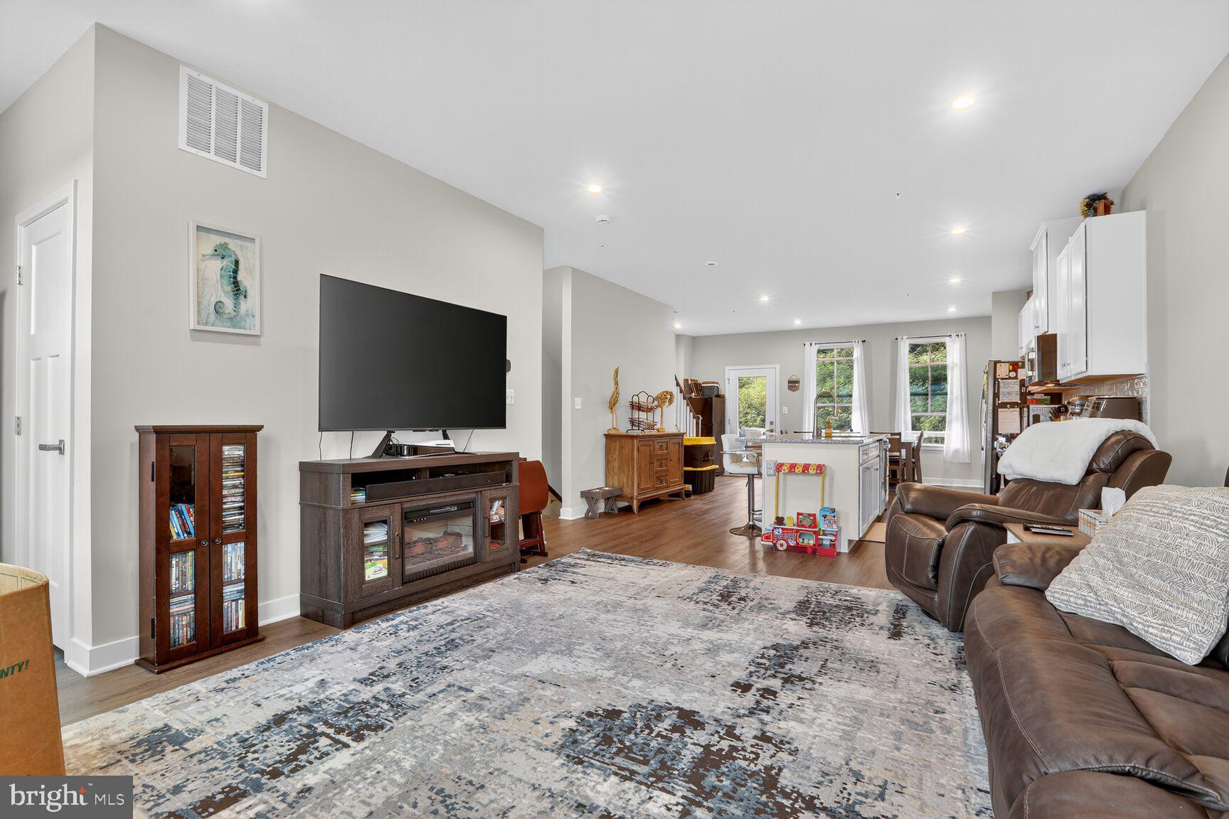 CEDAR HILL - Residential