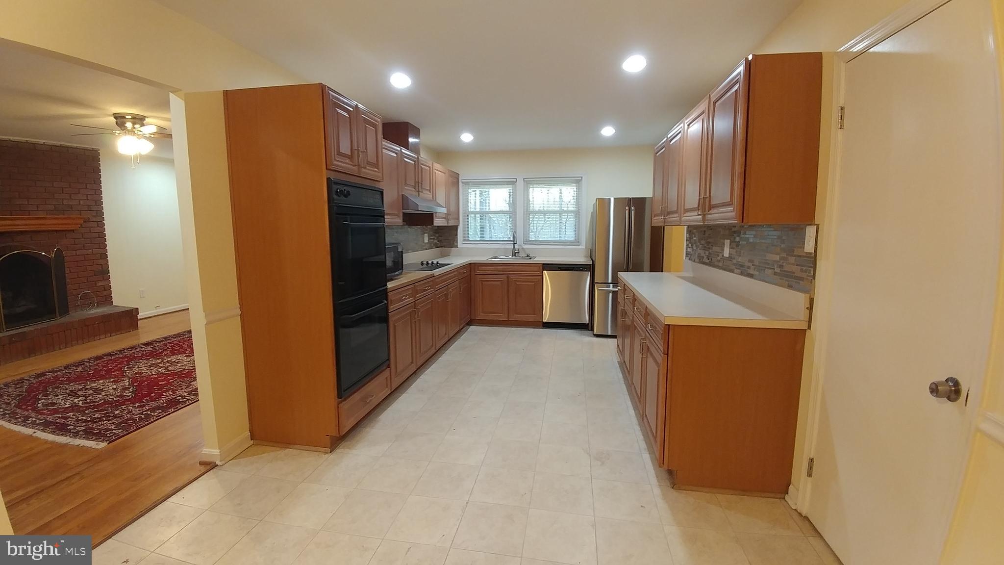 STRATHMORE AT BEL PRE - Residential Lease