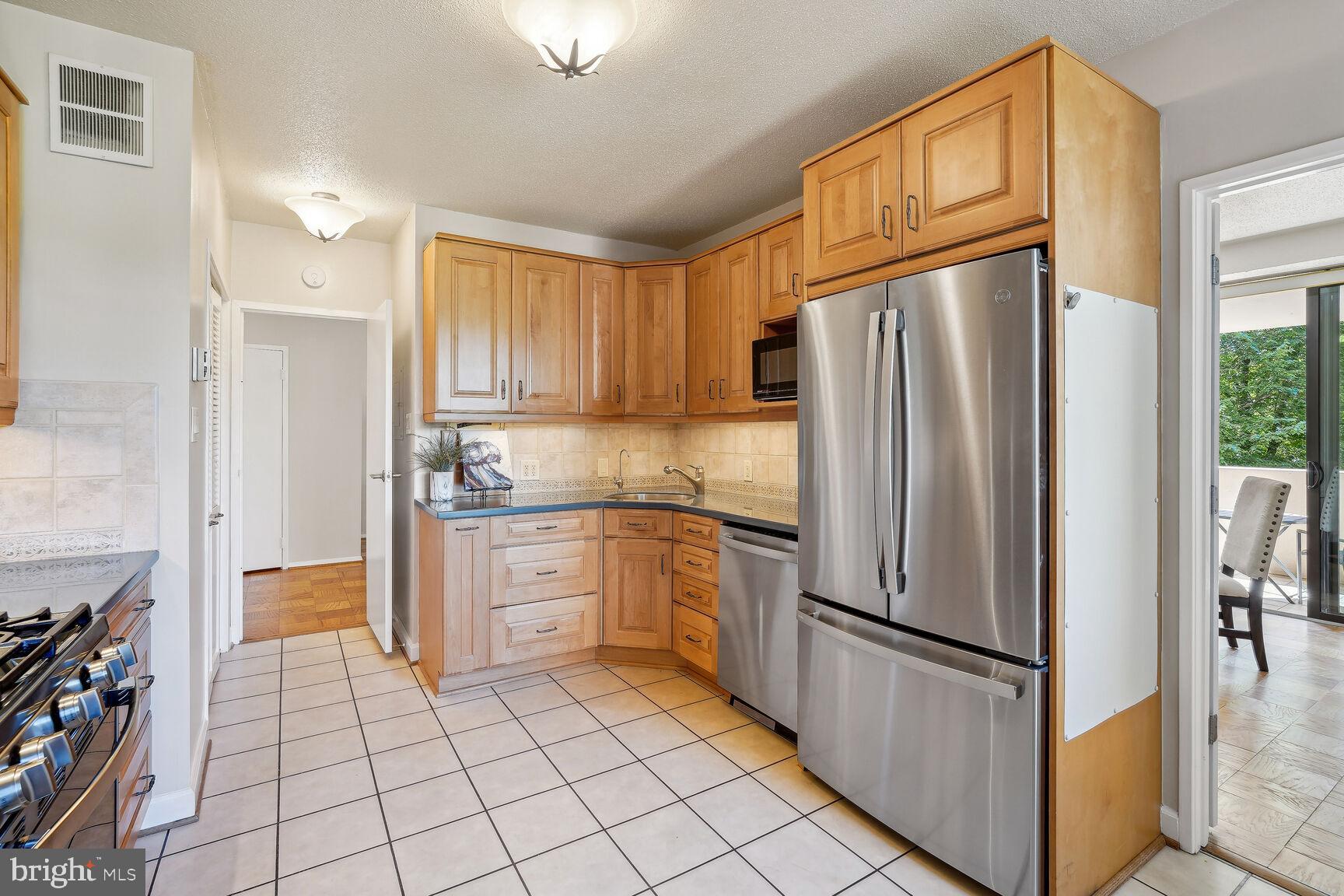 HYDE PARK - Residential