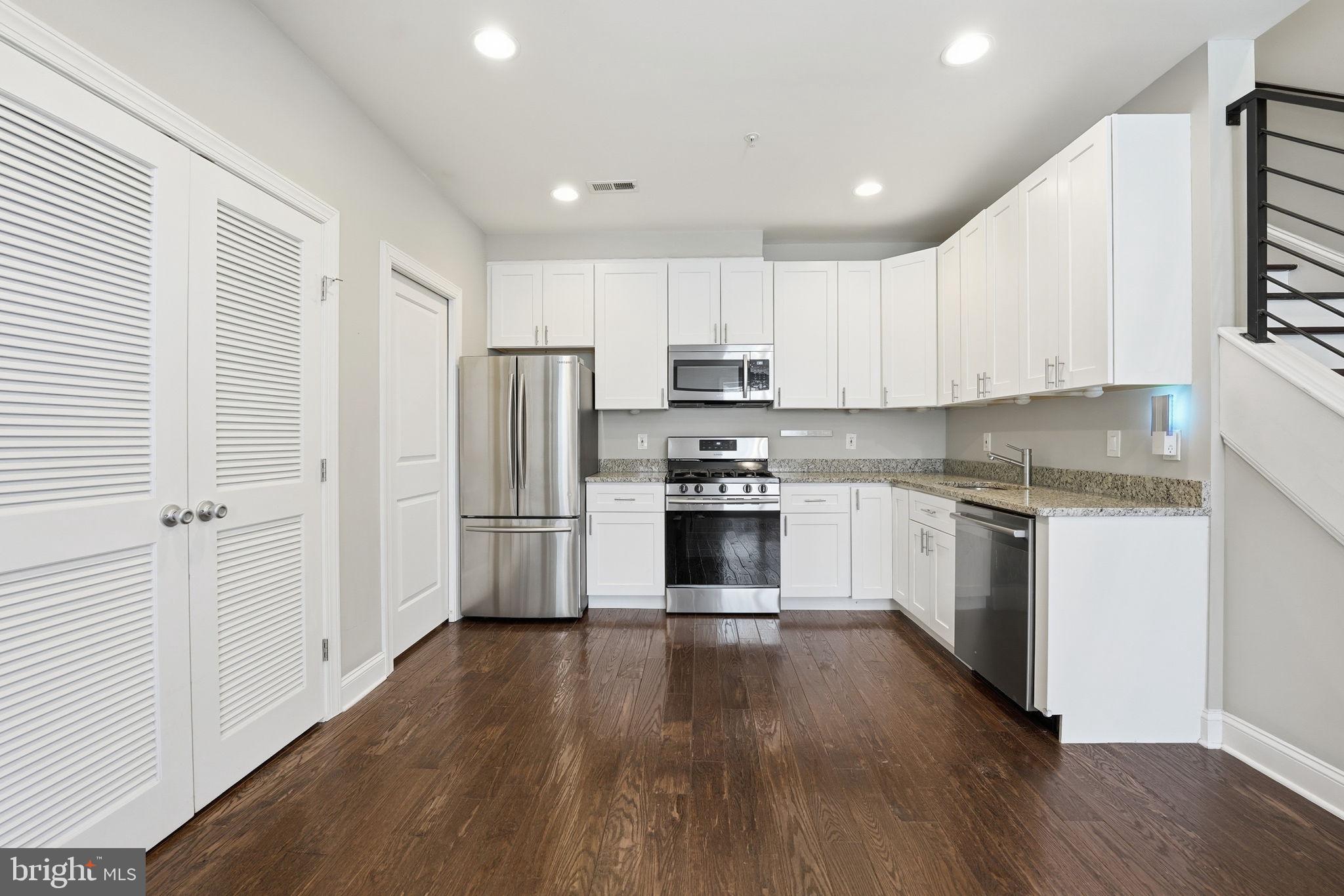 1018 13TH STREET SE 2