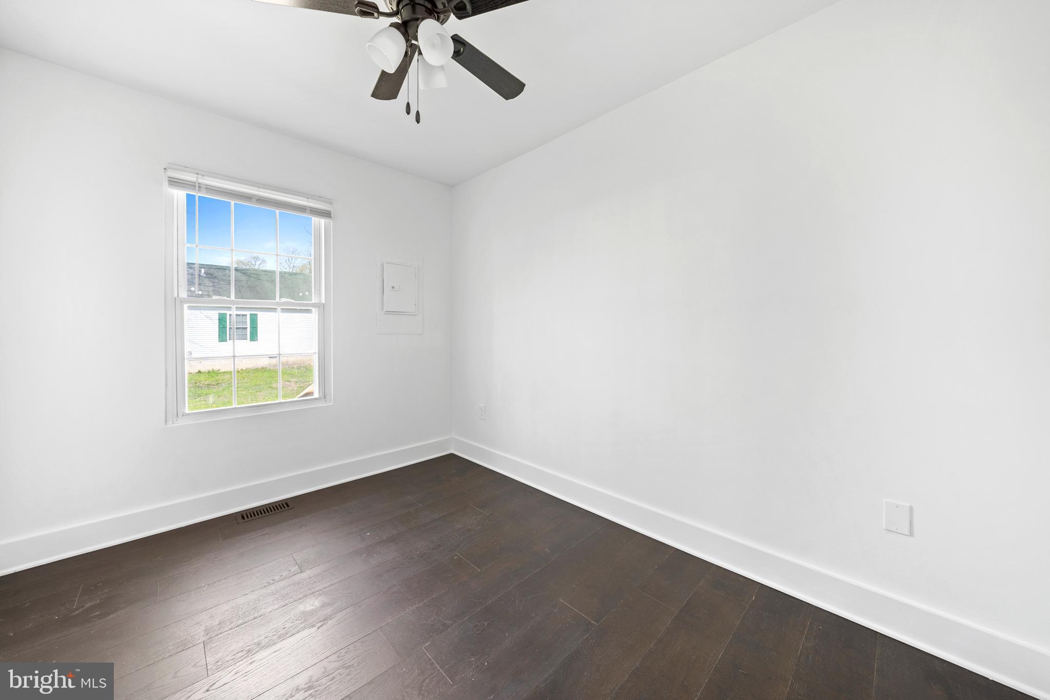 NORTH CHESAPEAKE BEACH - Residential