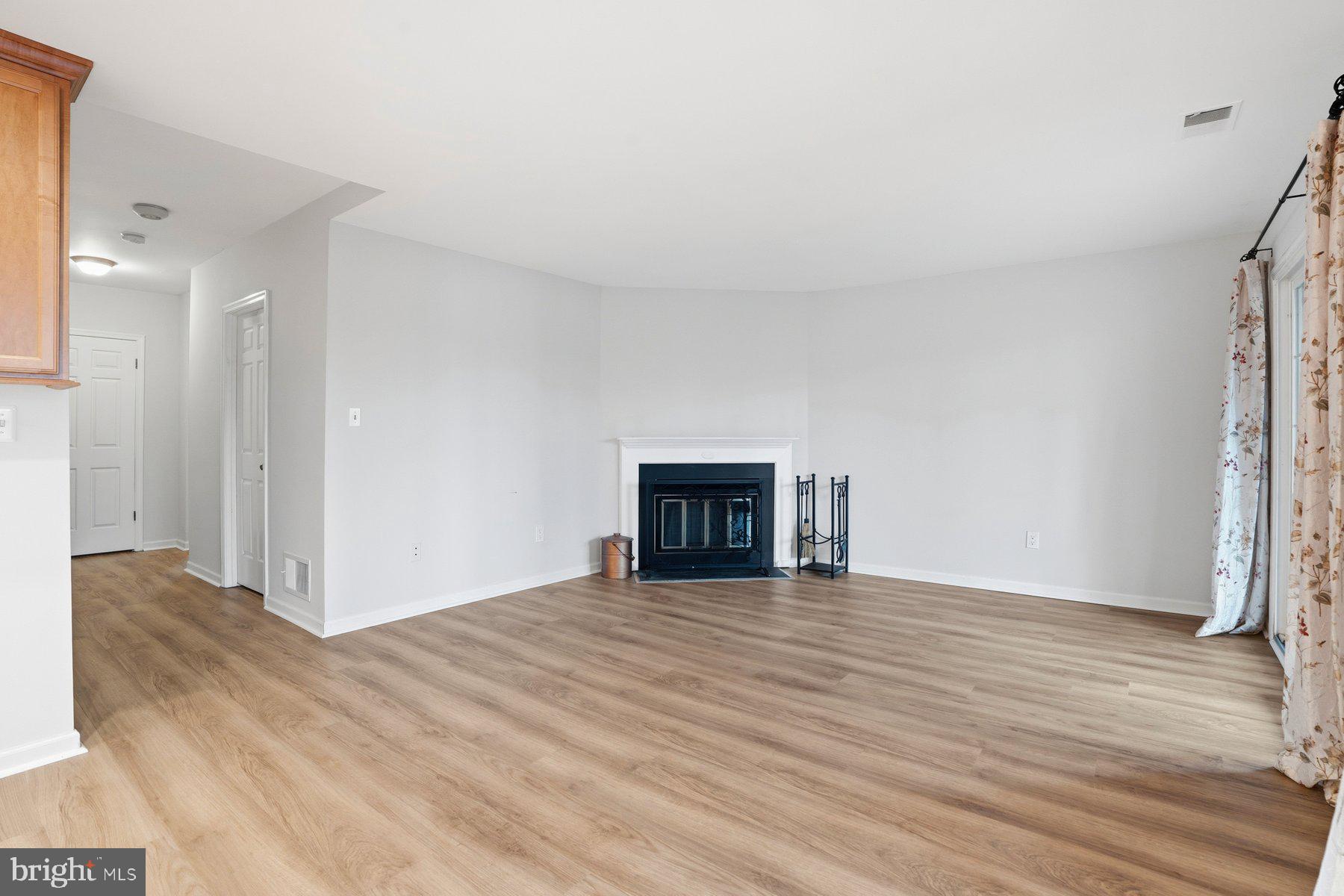 VILLAGE OF OWEN BROWN - Residential