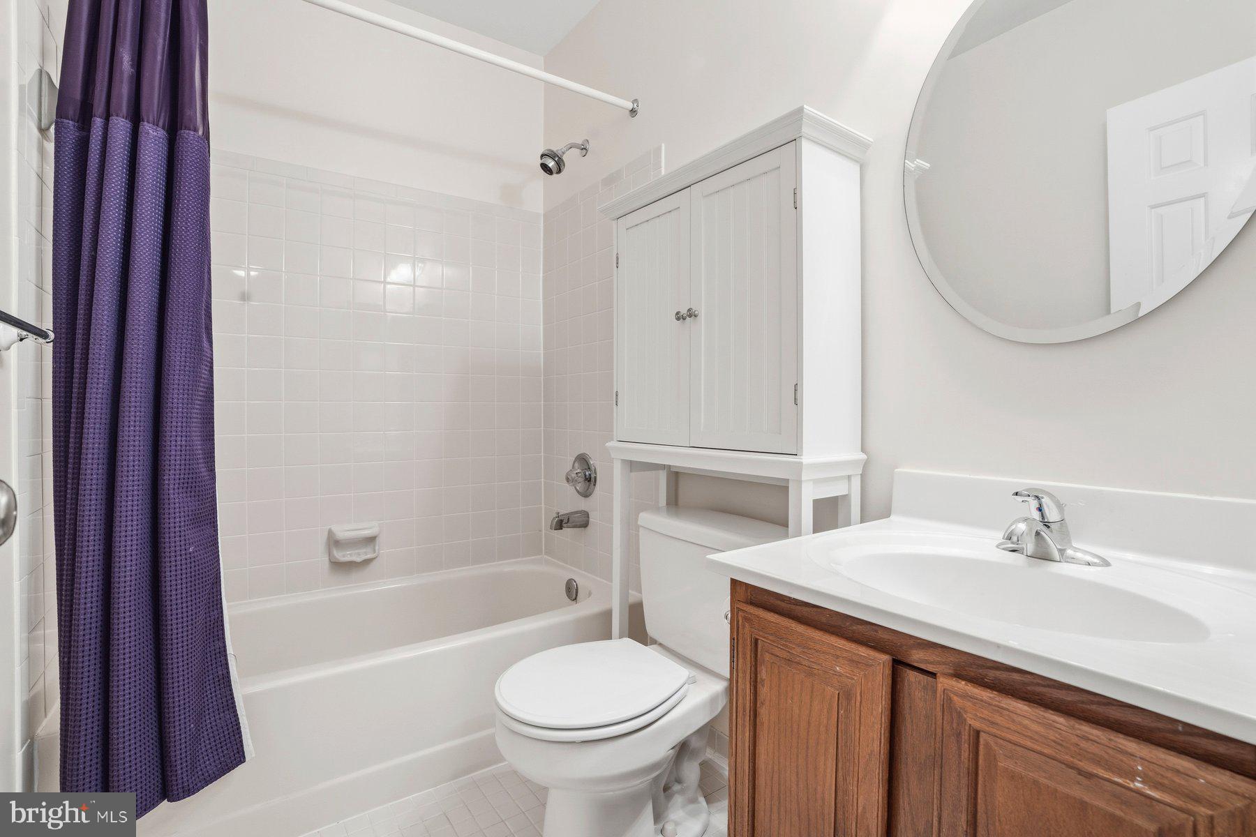 VILLAGE OF OWEN BROWN - Residential