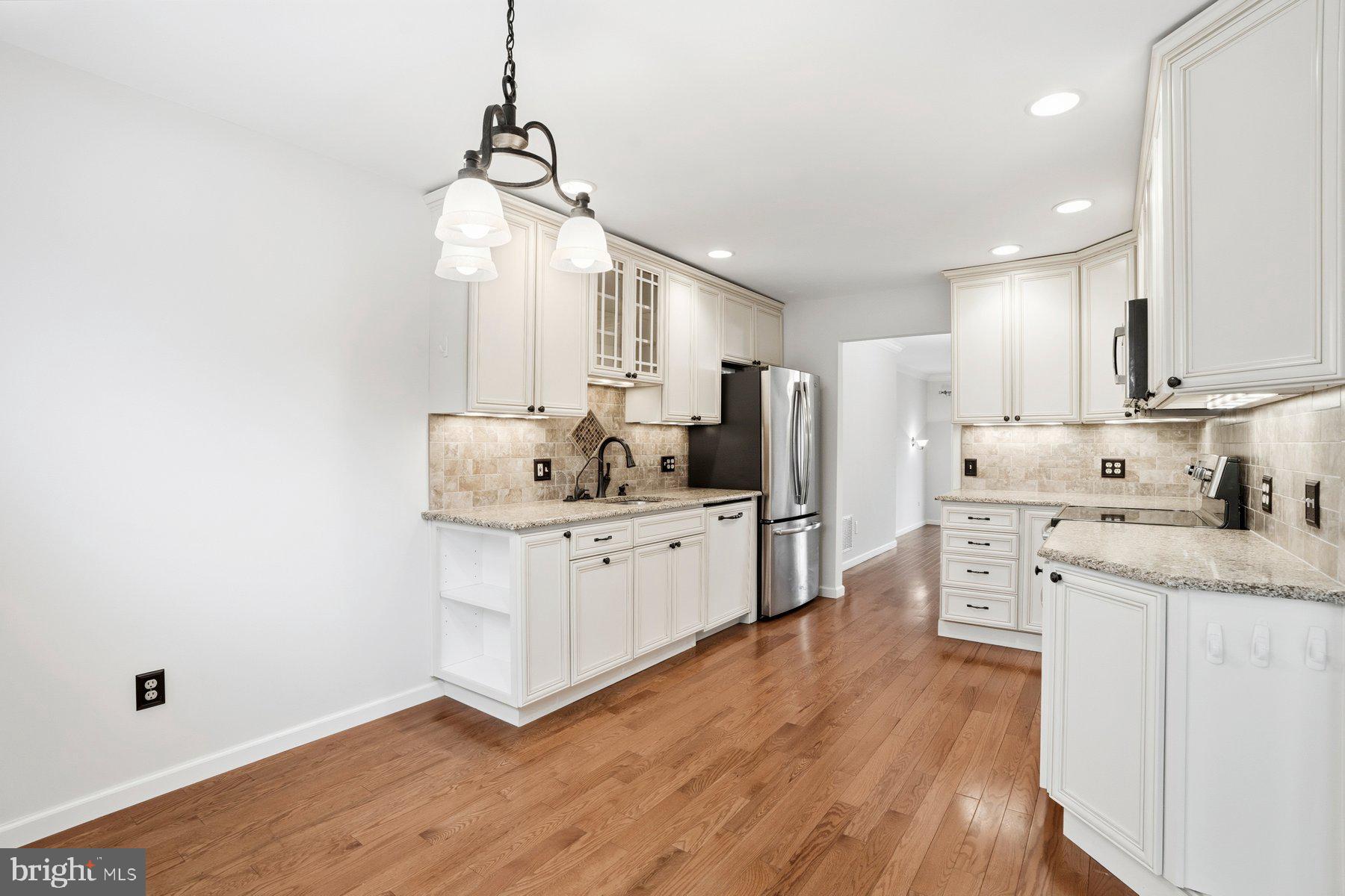 VILLAGE OF OWEN BROWN - Residential