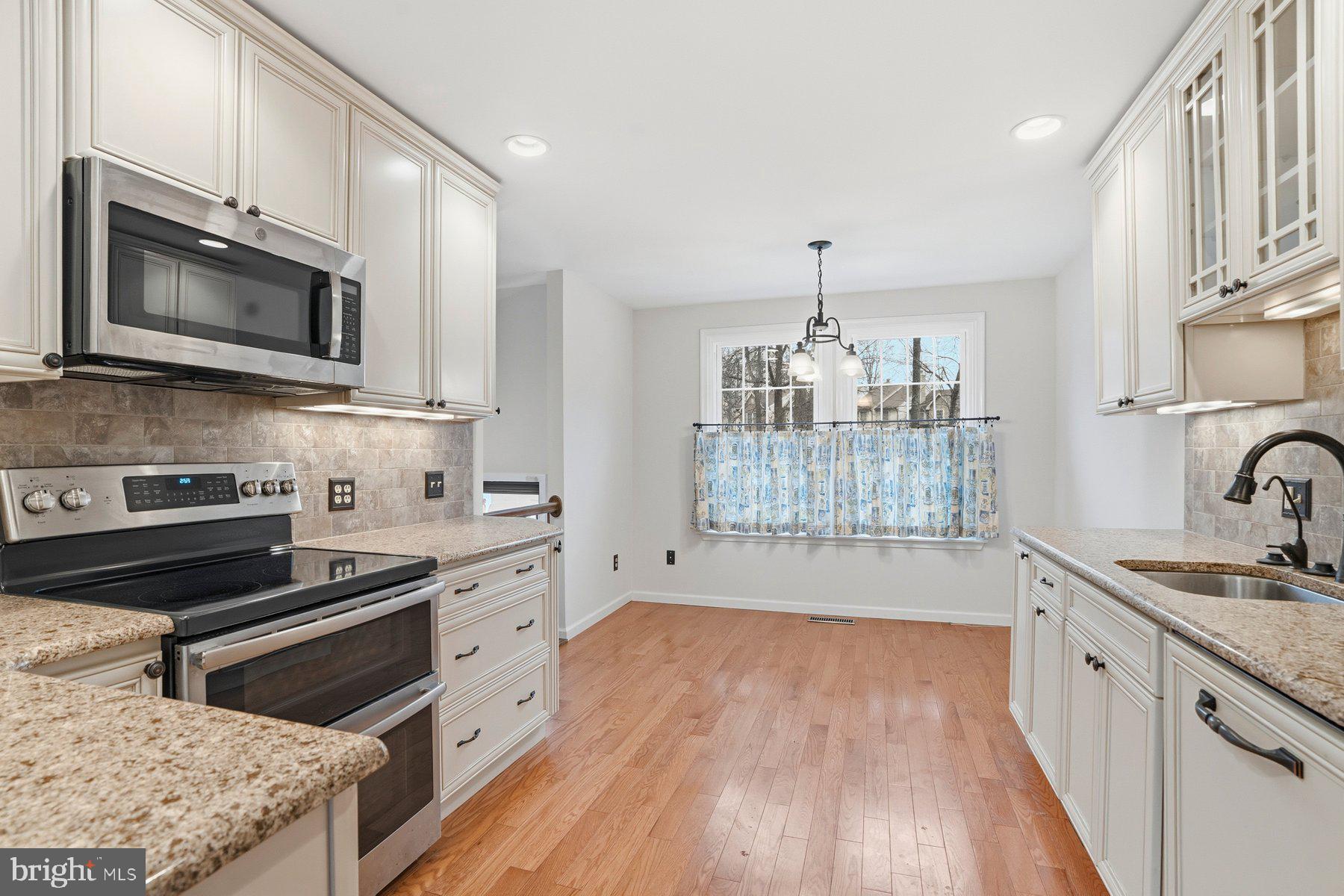 VILLAGE OF OWEN BROWN - Residential