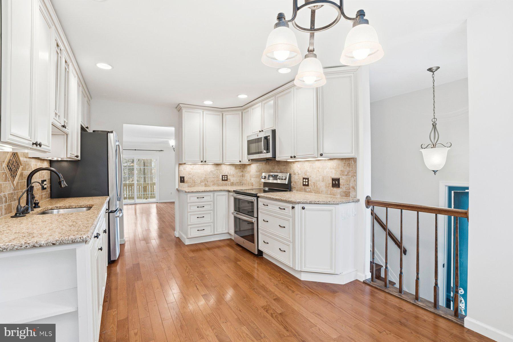 VILLAGE OF OWEN BROWN - Residential