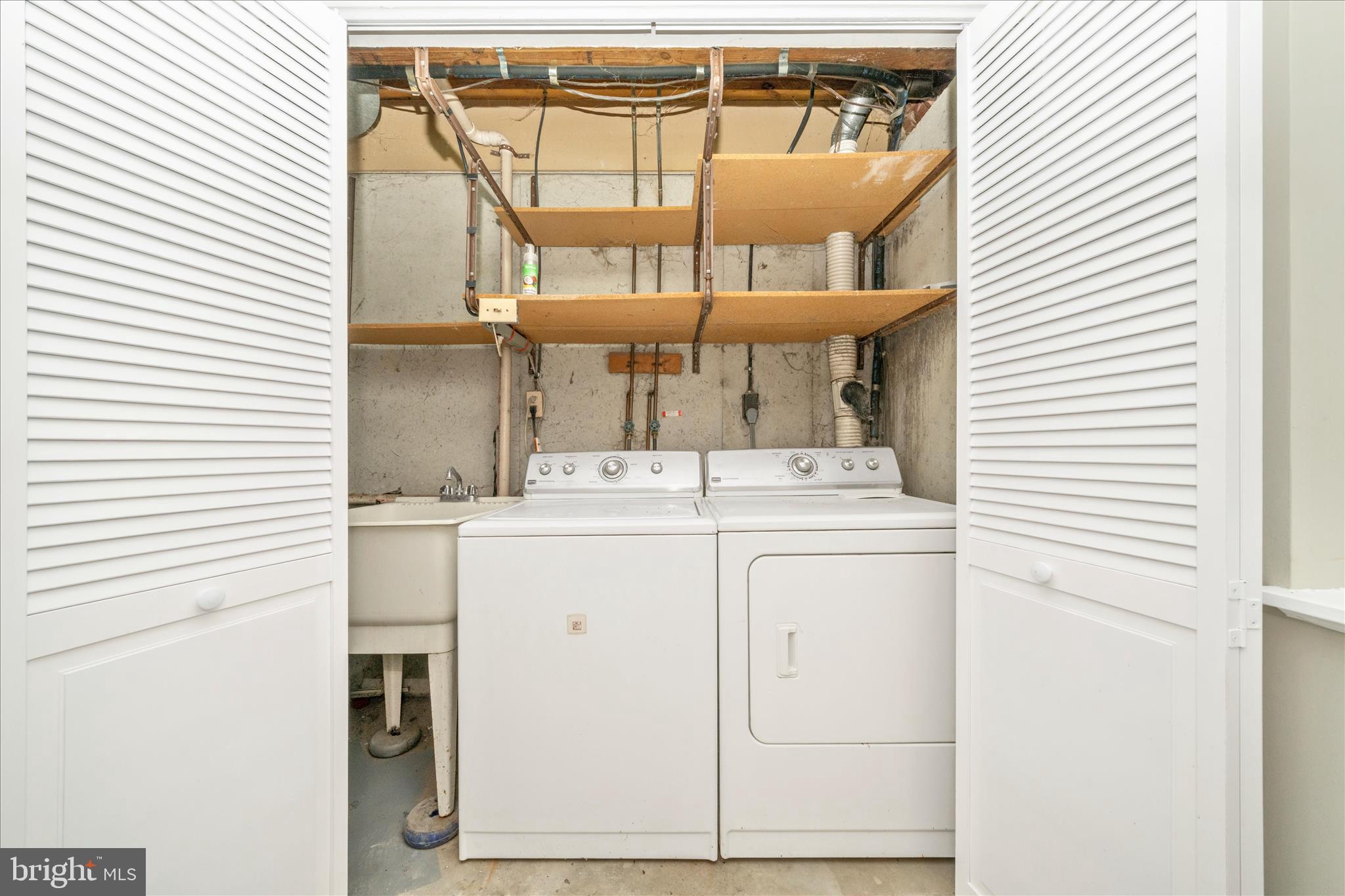 CARROLL PARK MANOR - Residential