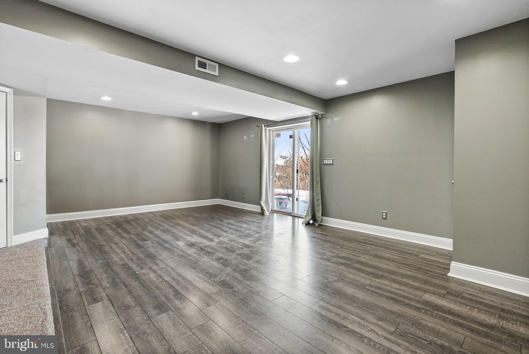 CODDINGTON VIEW - Residential