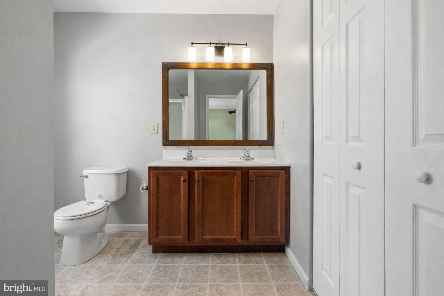 CODDINGTON VIEW - Residential