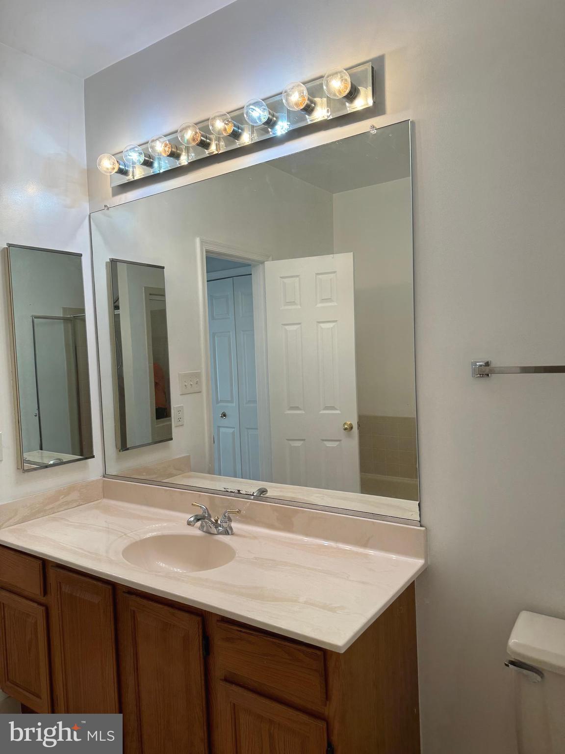 BENTLEY PLACE - Residential Lease