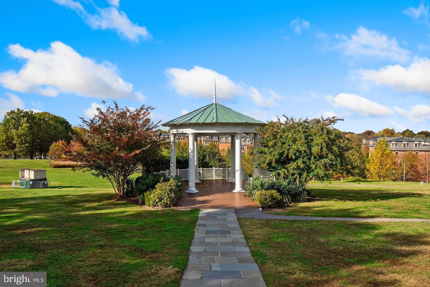 BENTLEY PLACE - Residential Lease