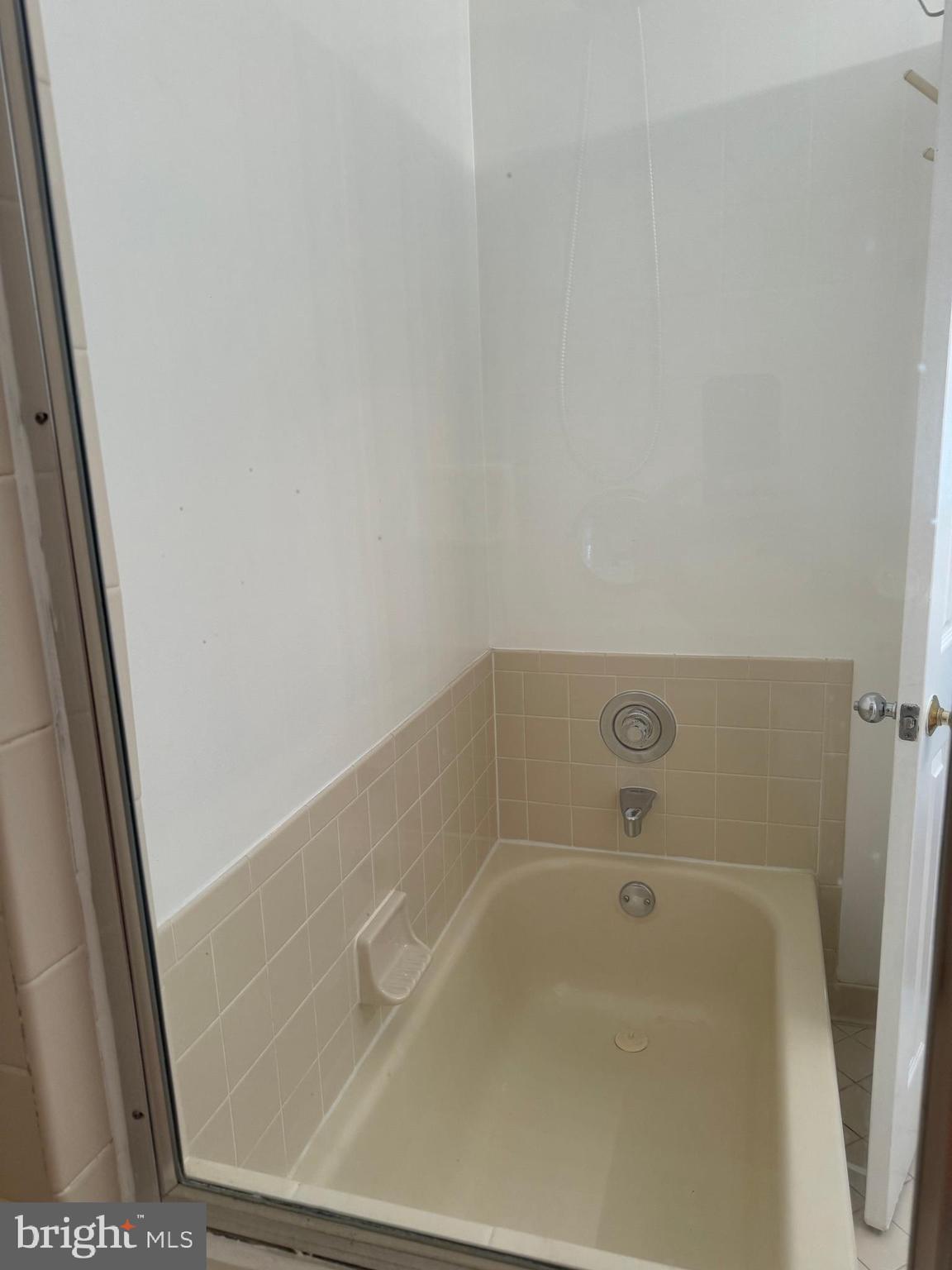 BENTLEY PLACE - Residential Lease