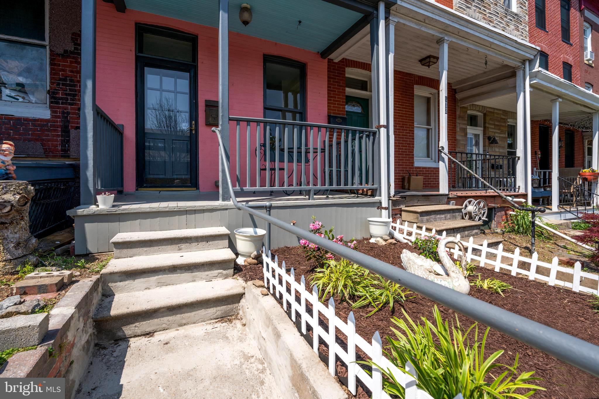 WYMAN PARK HAMPDEN - Residential