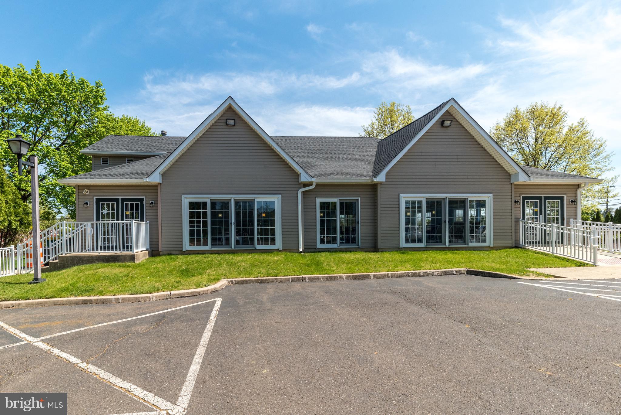 CHANCELLOR GLEN - Residential