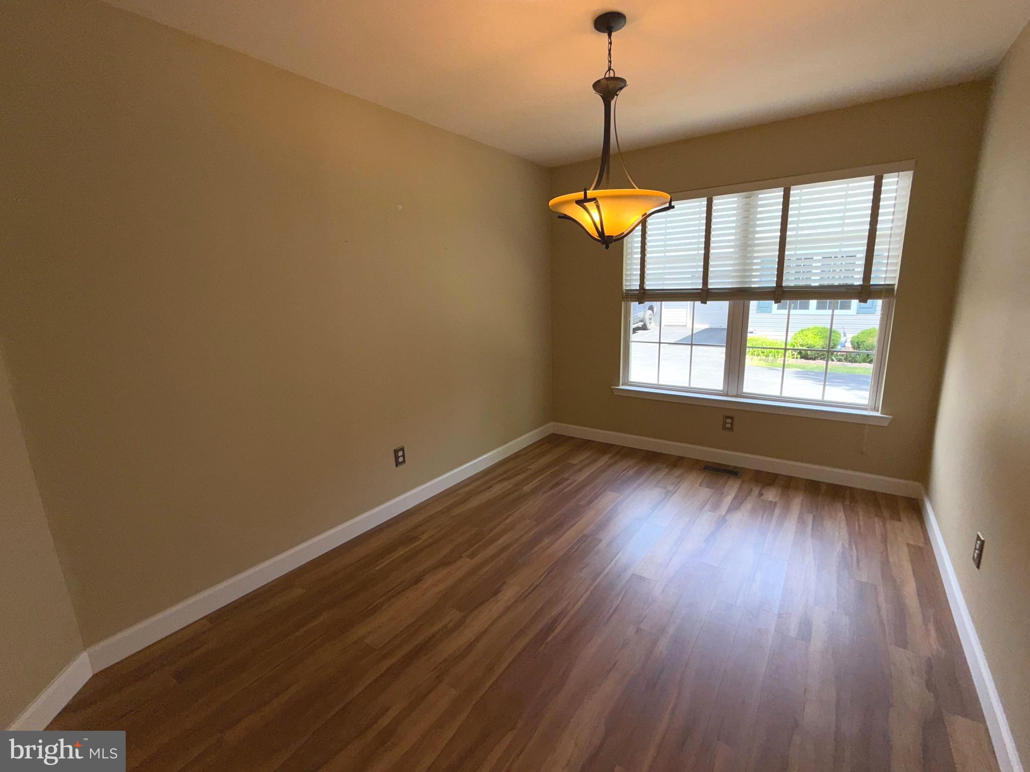 CHANCELLOR GLEN - Residential