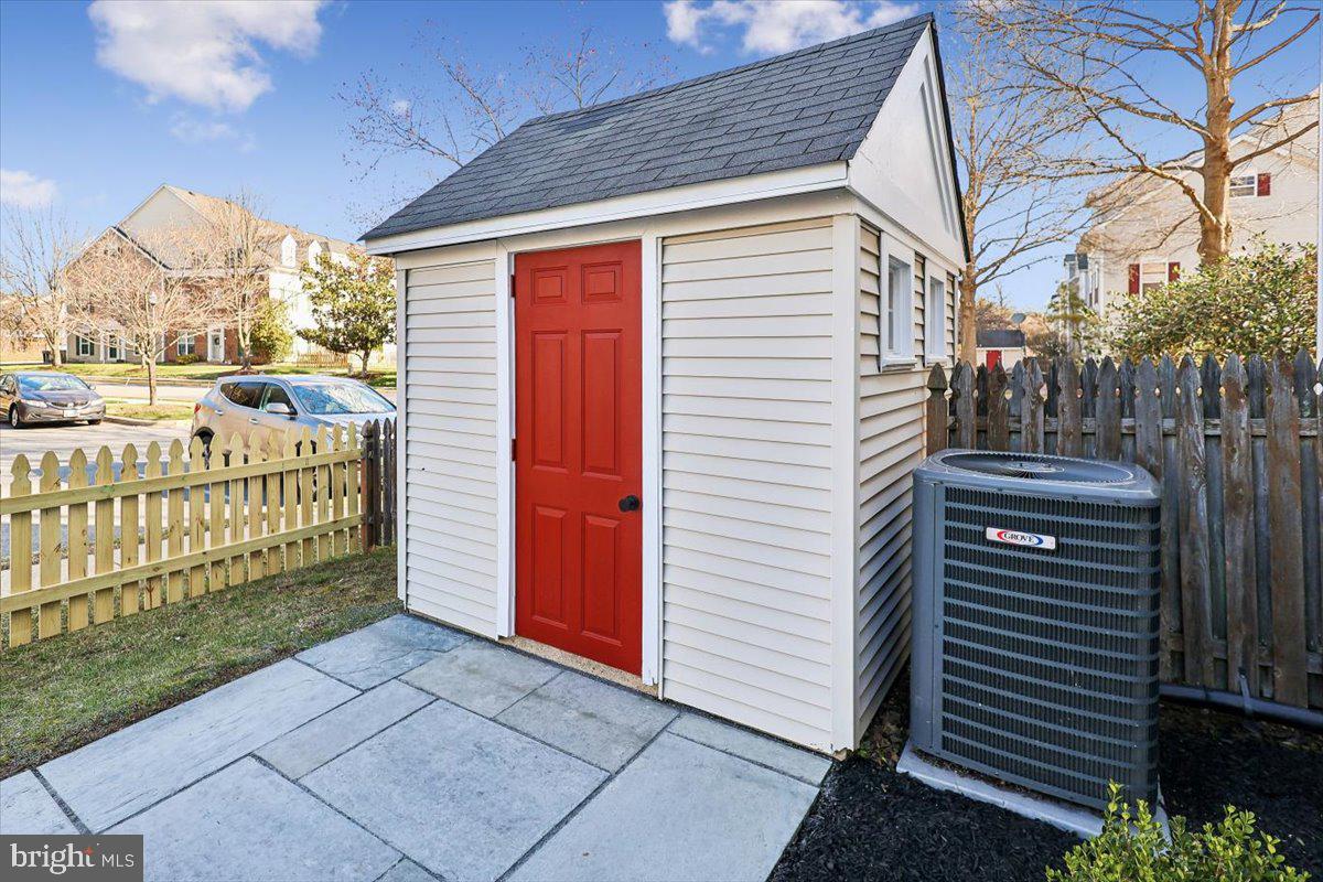 PINEY ORCHARD - Residential