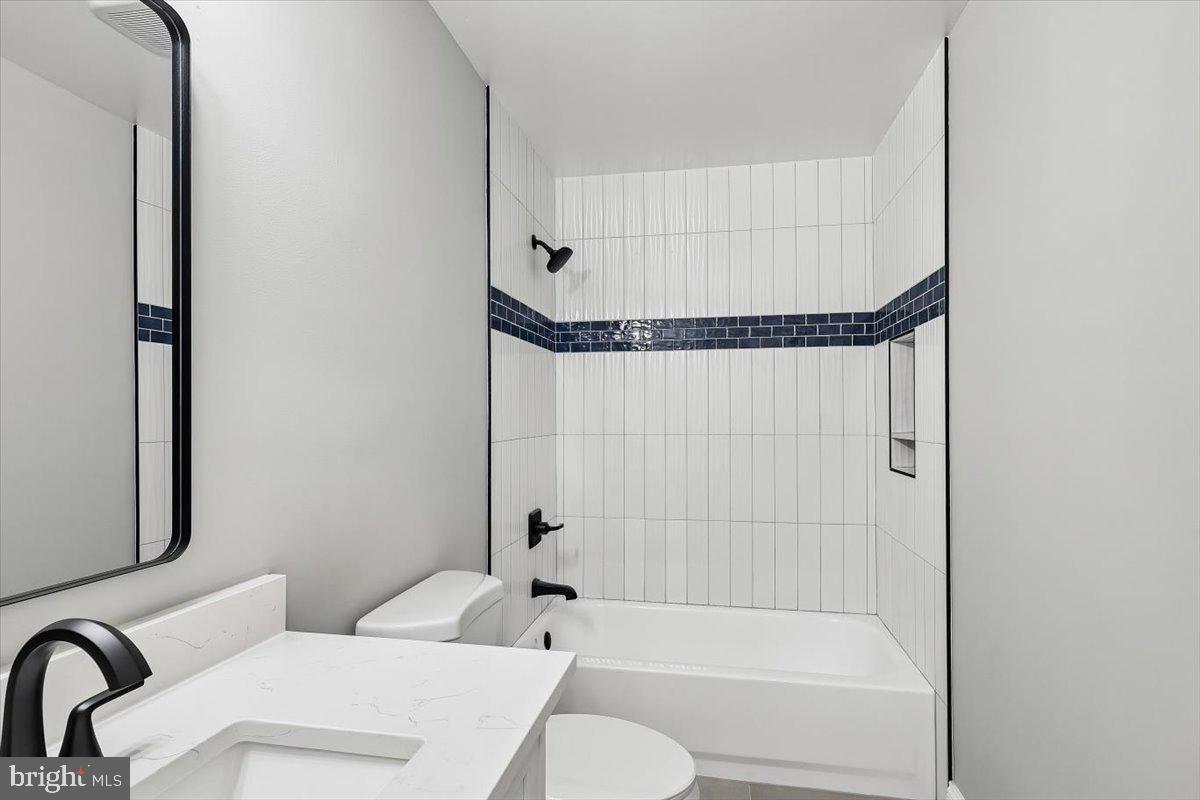 PINEY ORCHARD - Residential