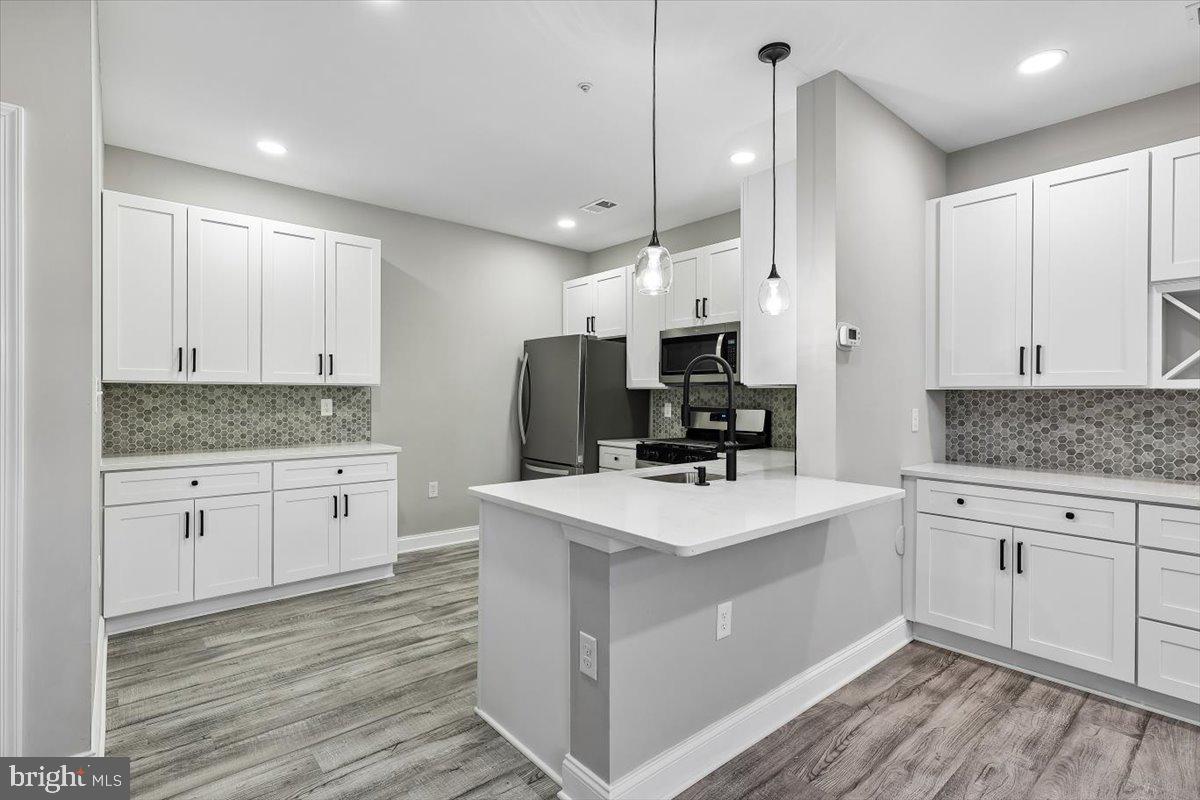 PINEY ORCHARD - Residential