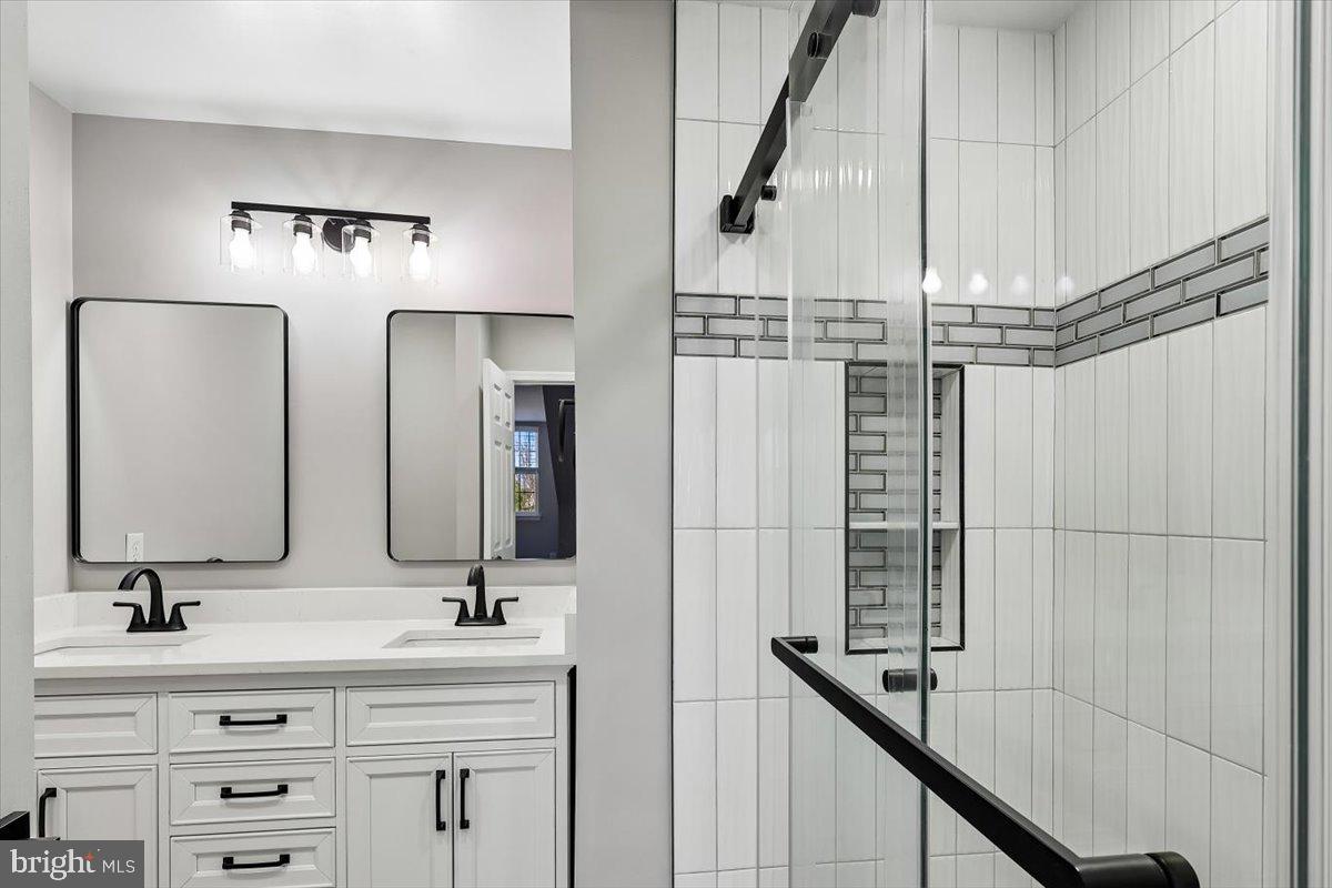 PINEY ORCHARD - Residential