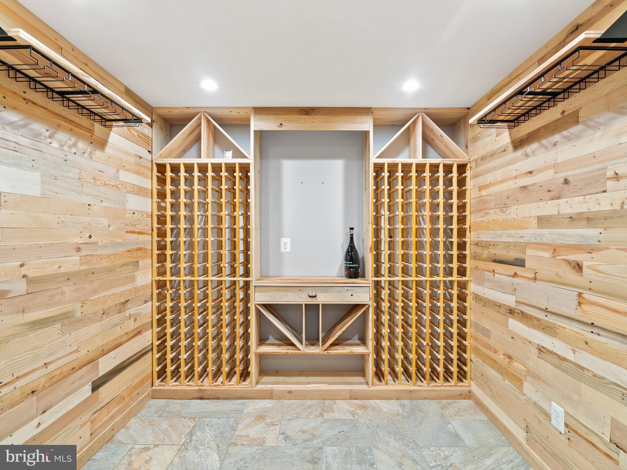 BRAMBLETON - Residential Lease