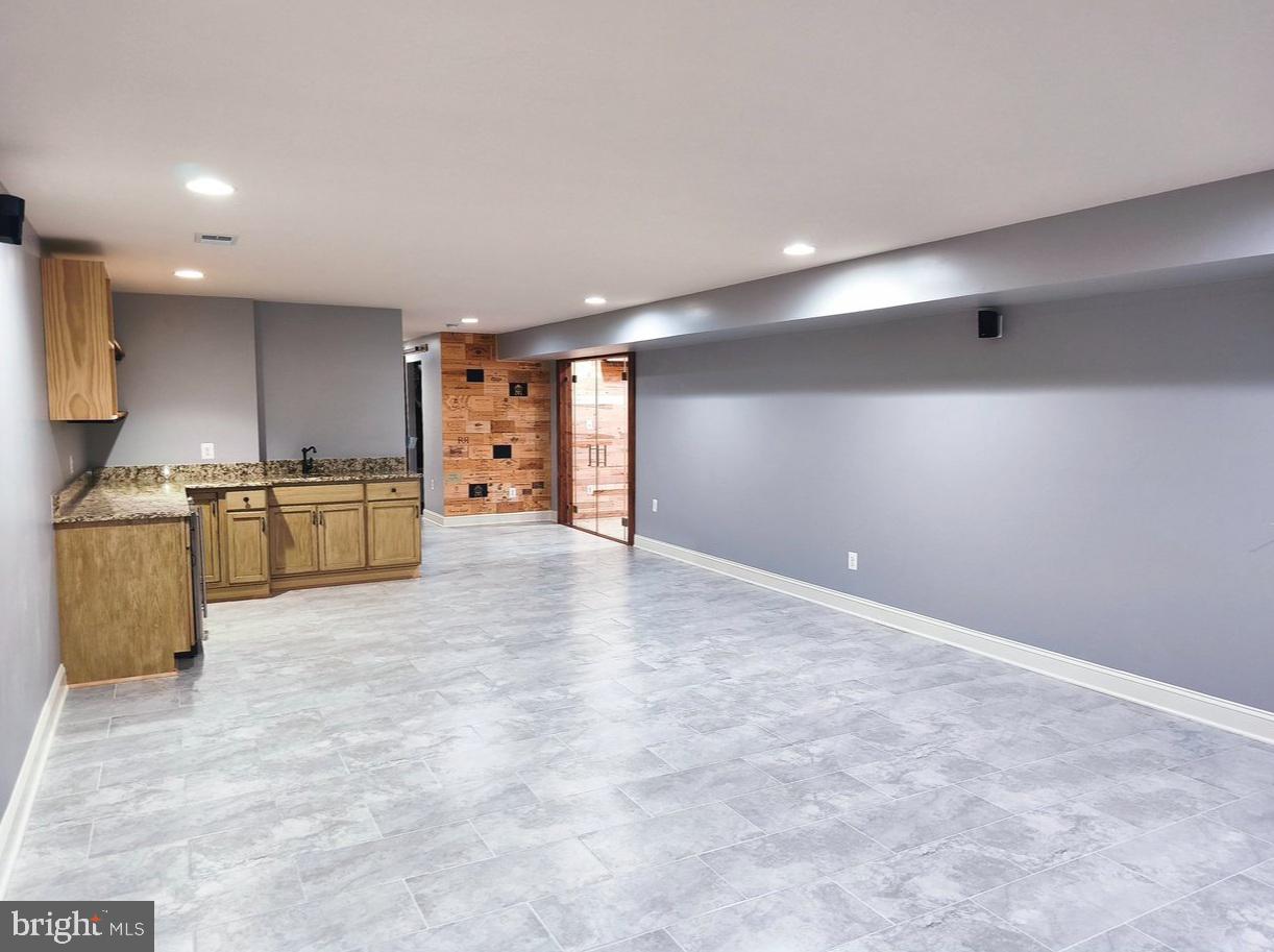 BRAMBLETON - Residential Lease