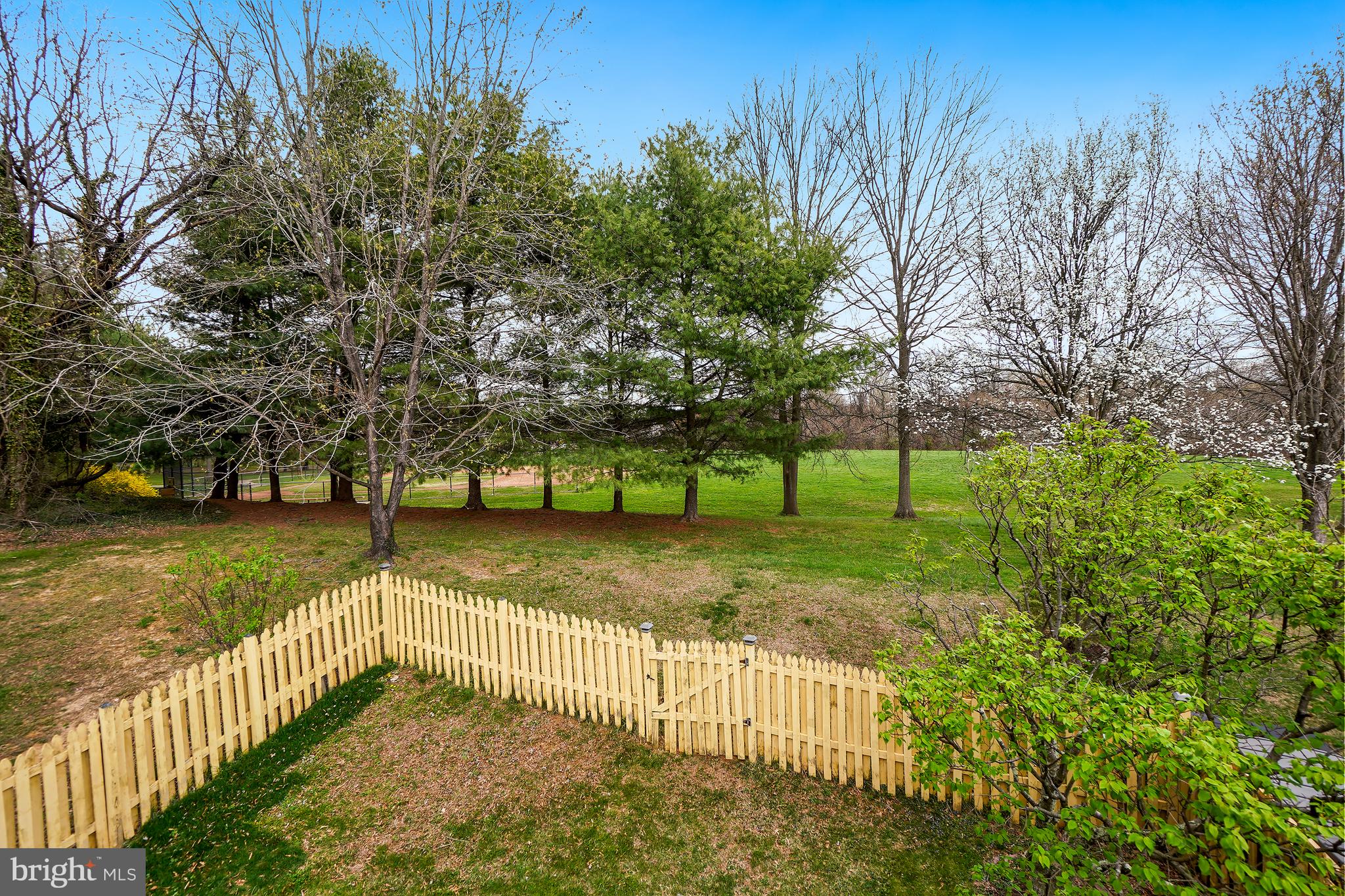 THE MEADOWS - Residential