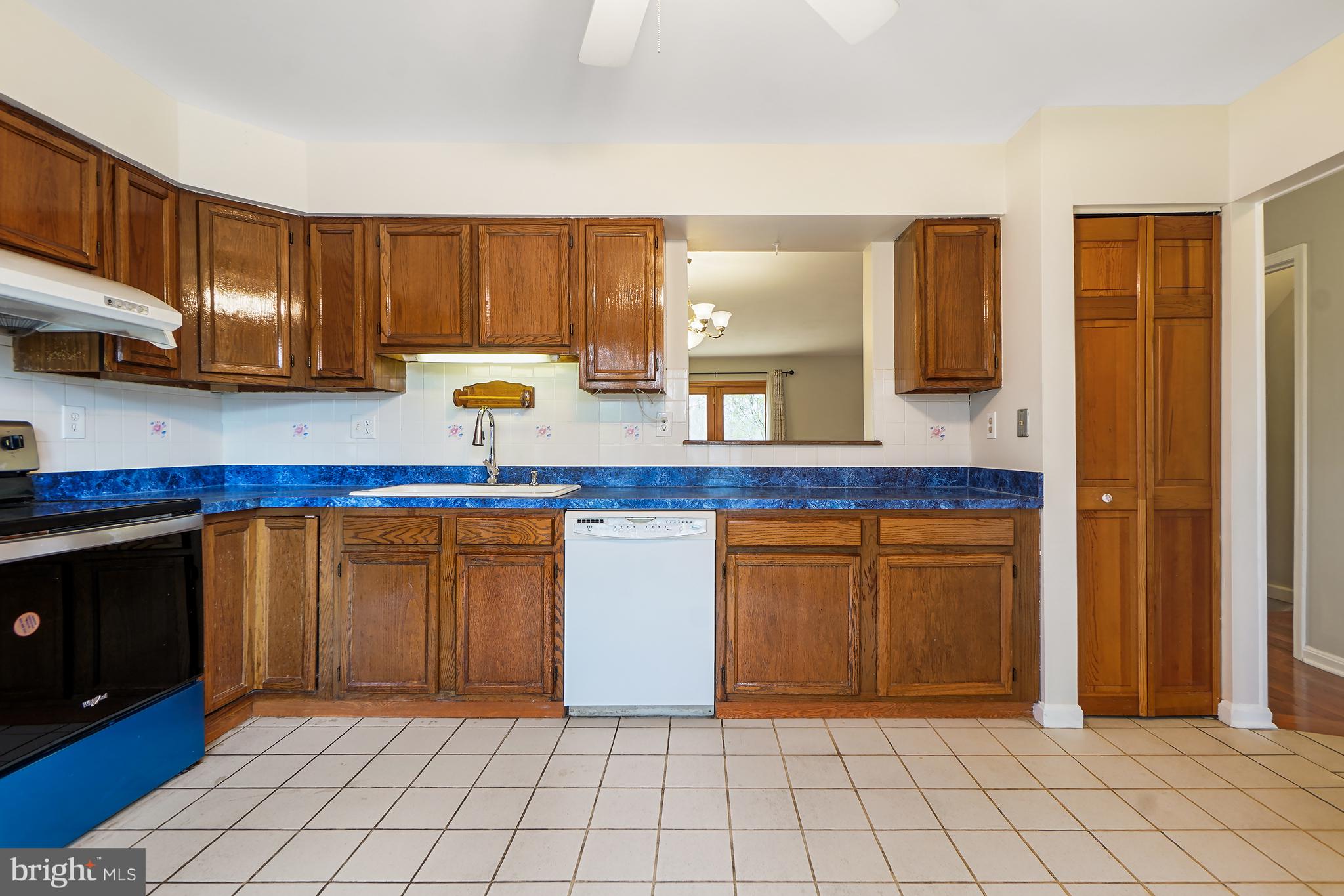 THE MEADOWS - Residential