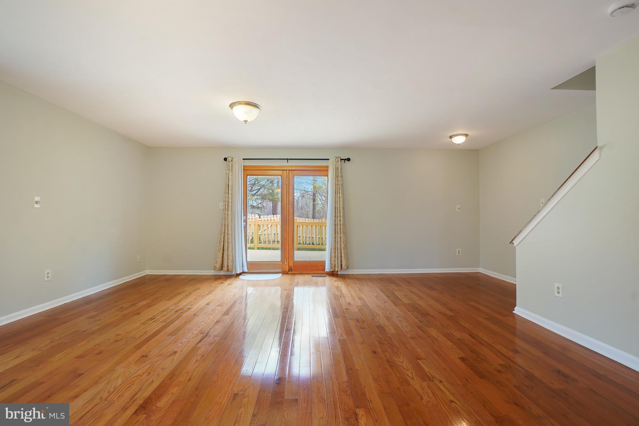 THE MEADOWS - Residential