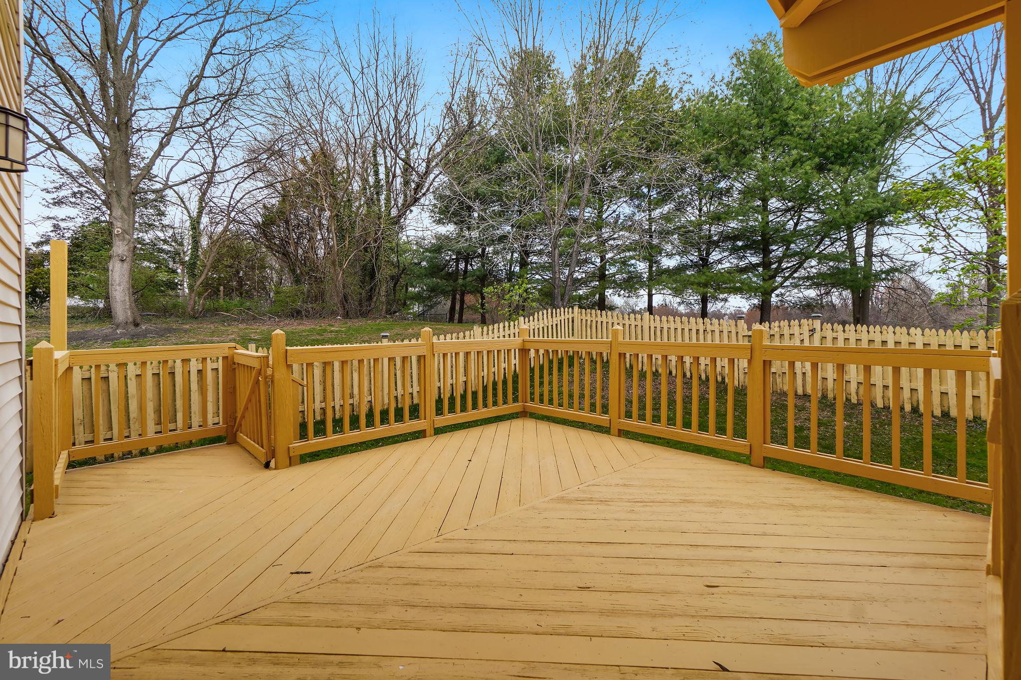 THE MEADOWS - Residential